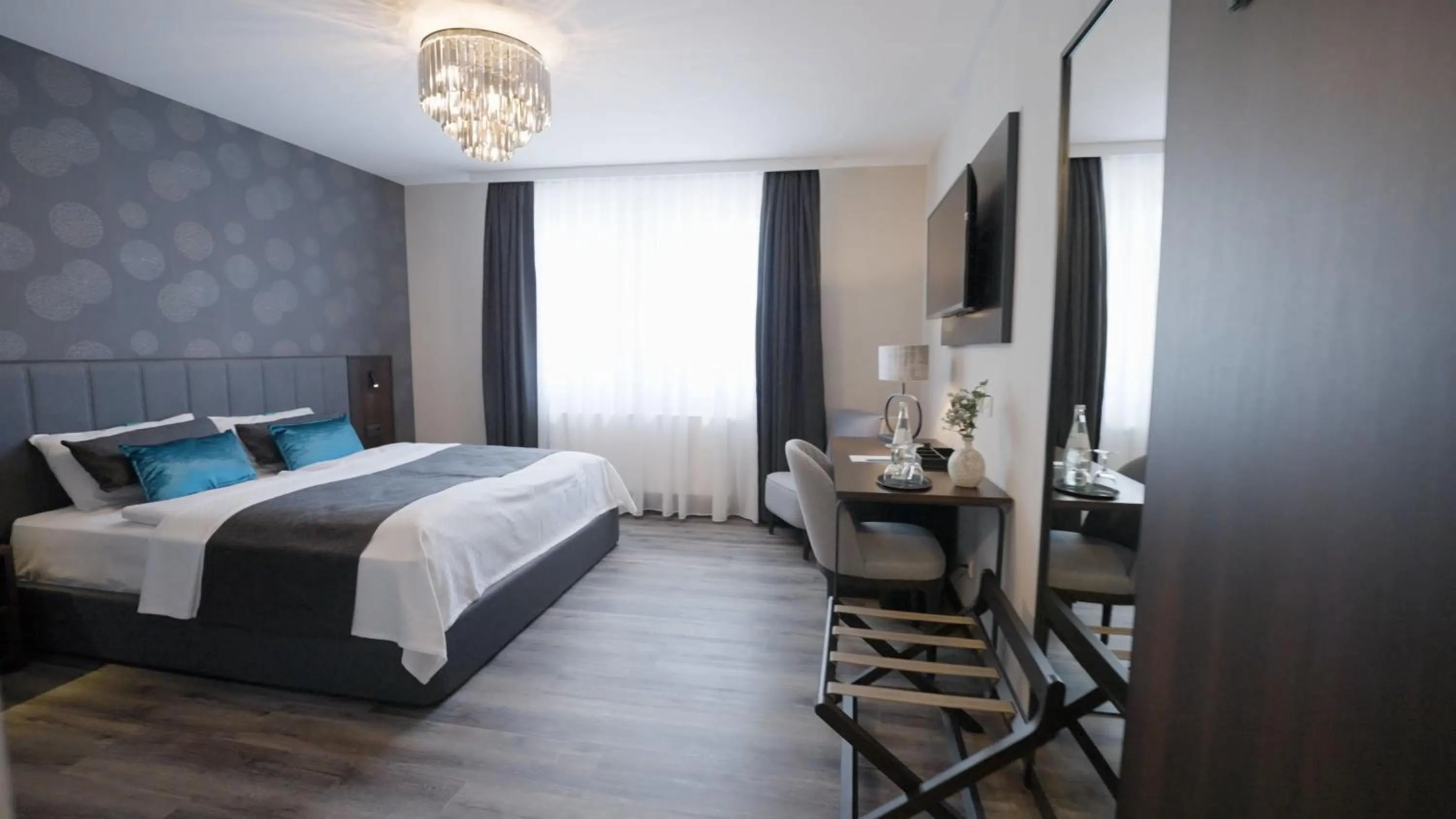 Bedroom, Bed in Hotel Busch