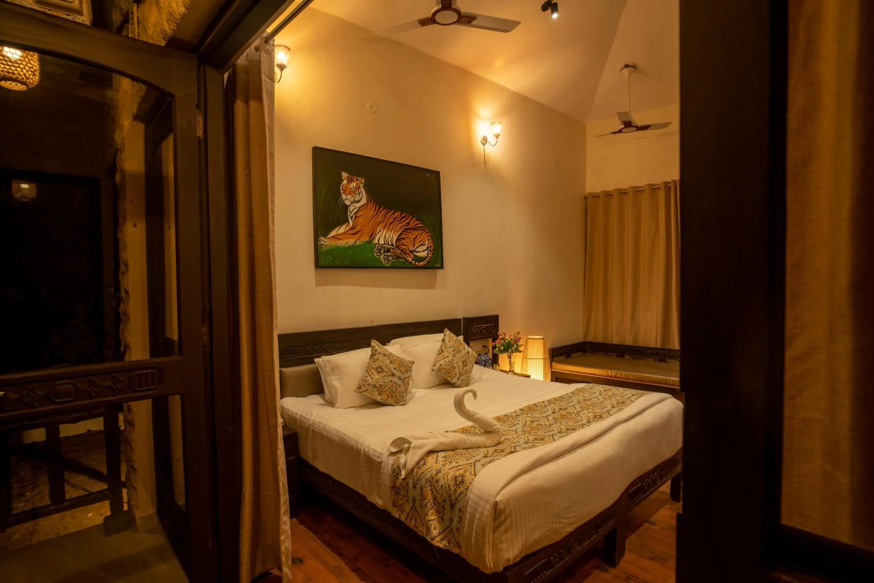 Bedroom, Bed in Citrus Prime Kanha Resort and Villas