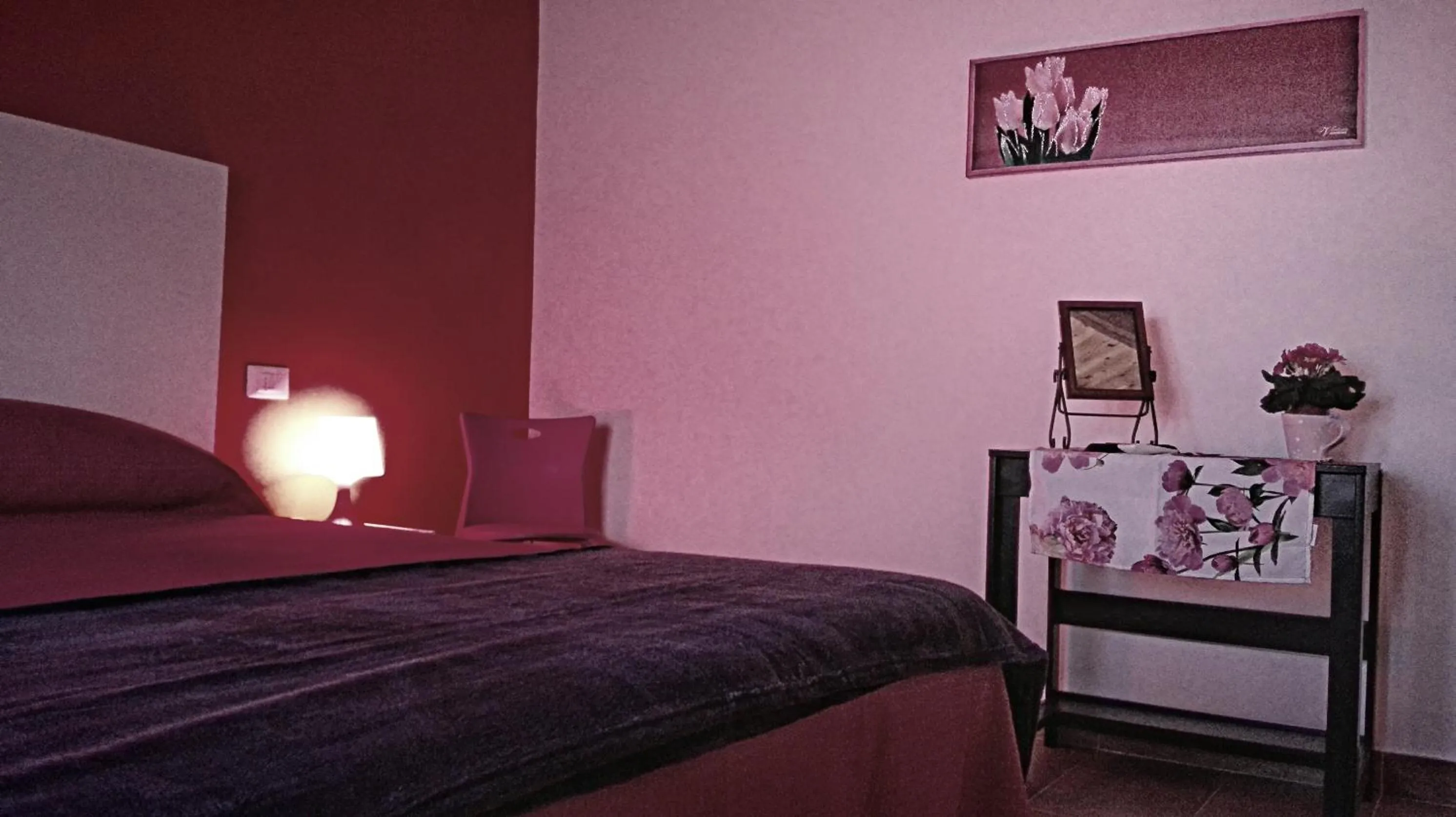 Photo of the whole room, Bed in Donnaciccinatrapani