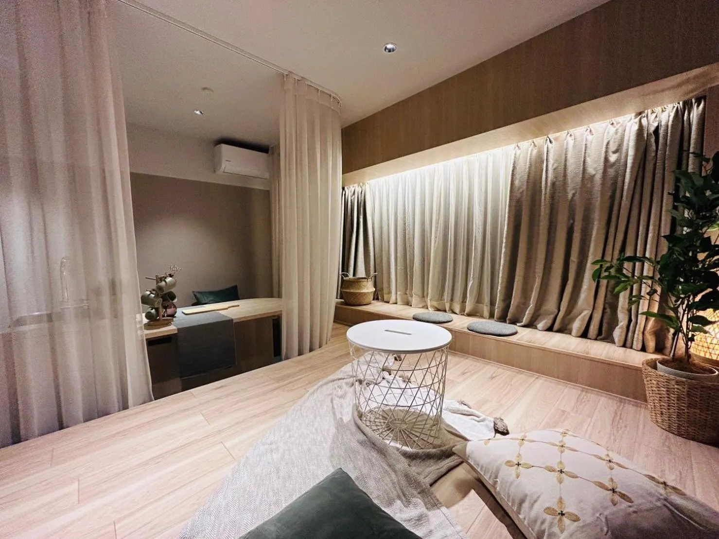 Living room in HOTEL KANMA UENO