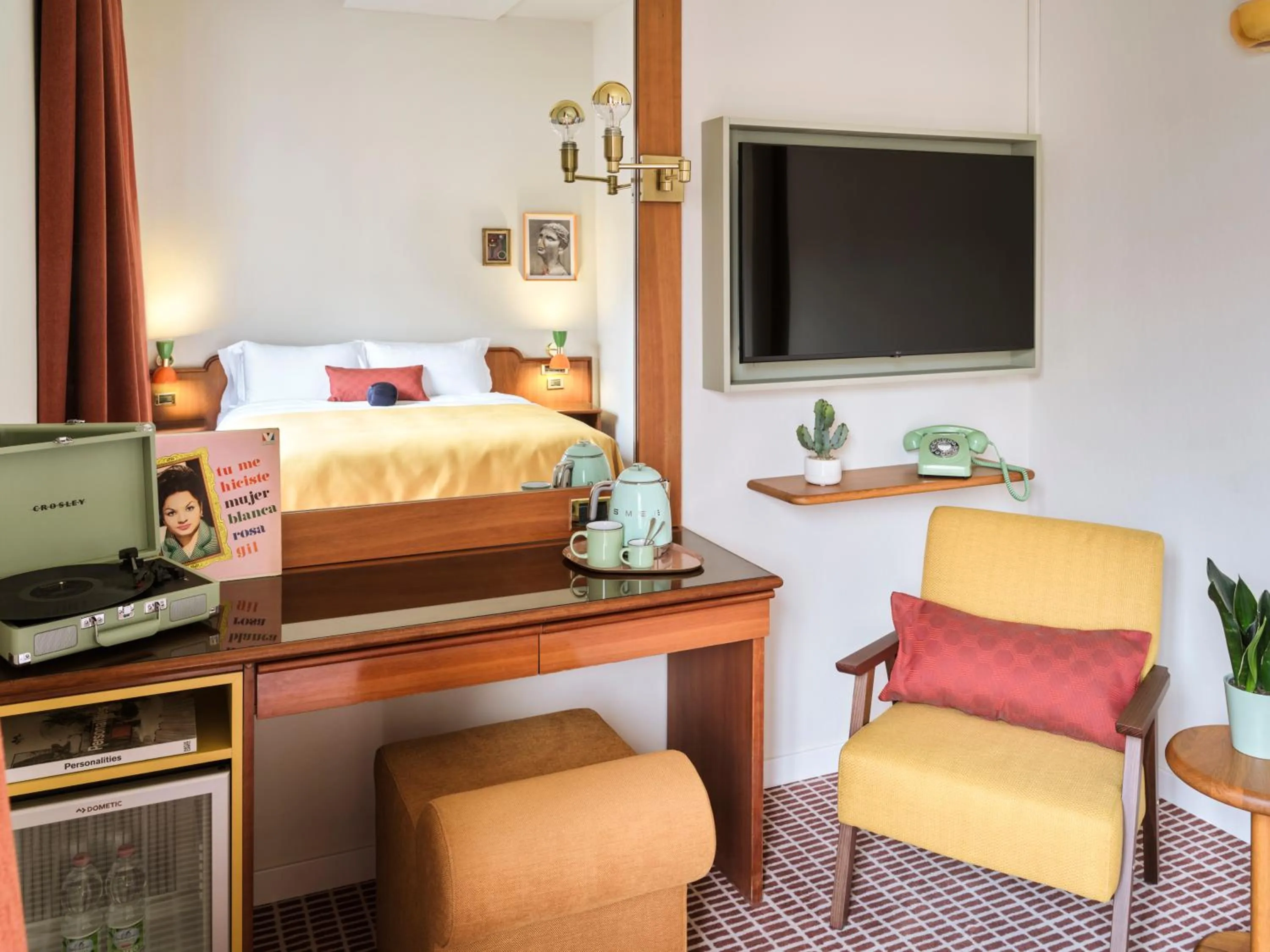 Bedroom, Bed in Max Brown Hotel Missori, part of Sircle Collection