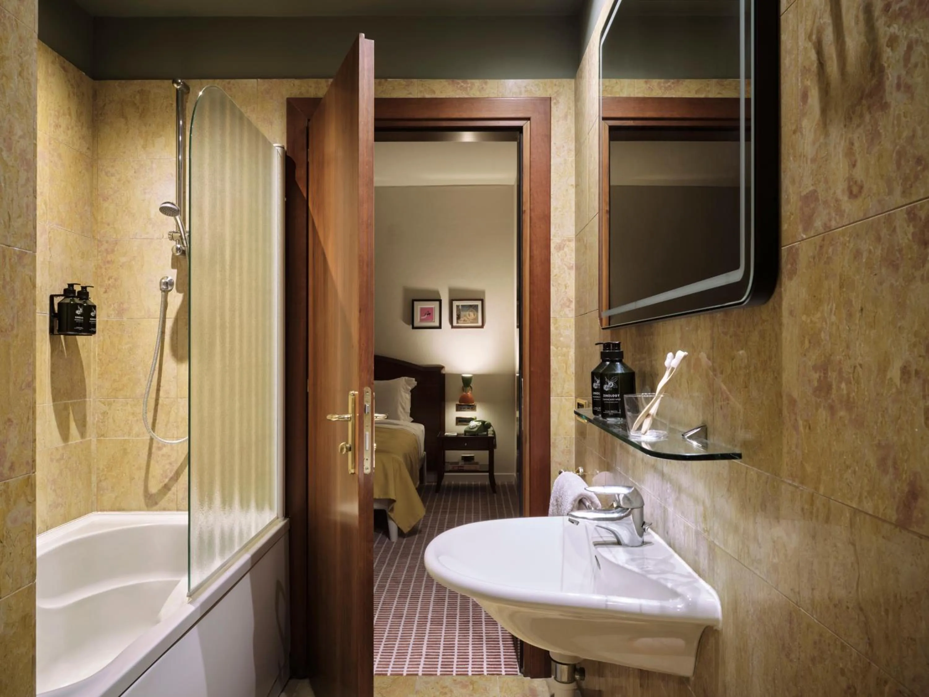 Bathroom in Max Brown Hotel Missori, part of Sircle Collection