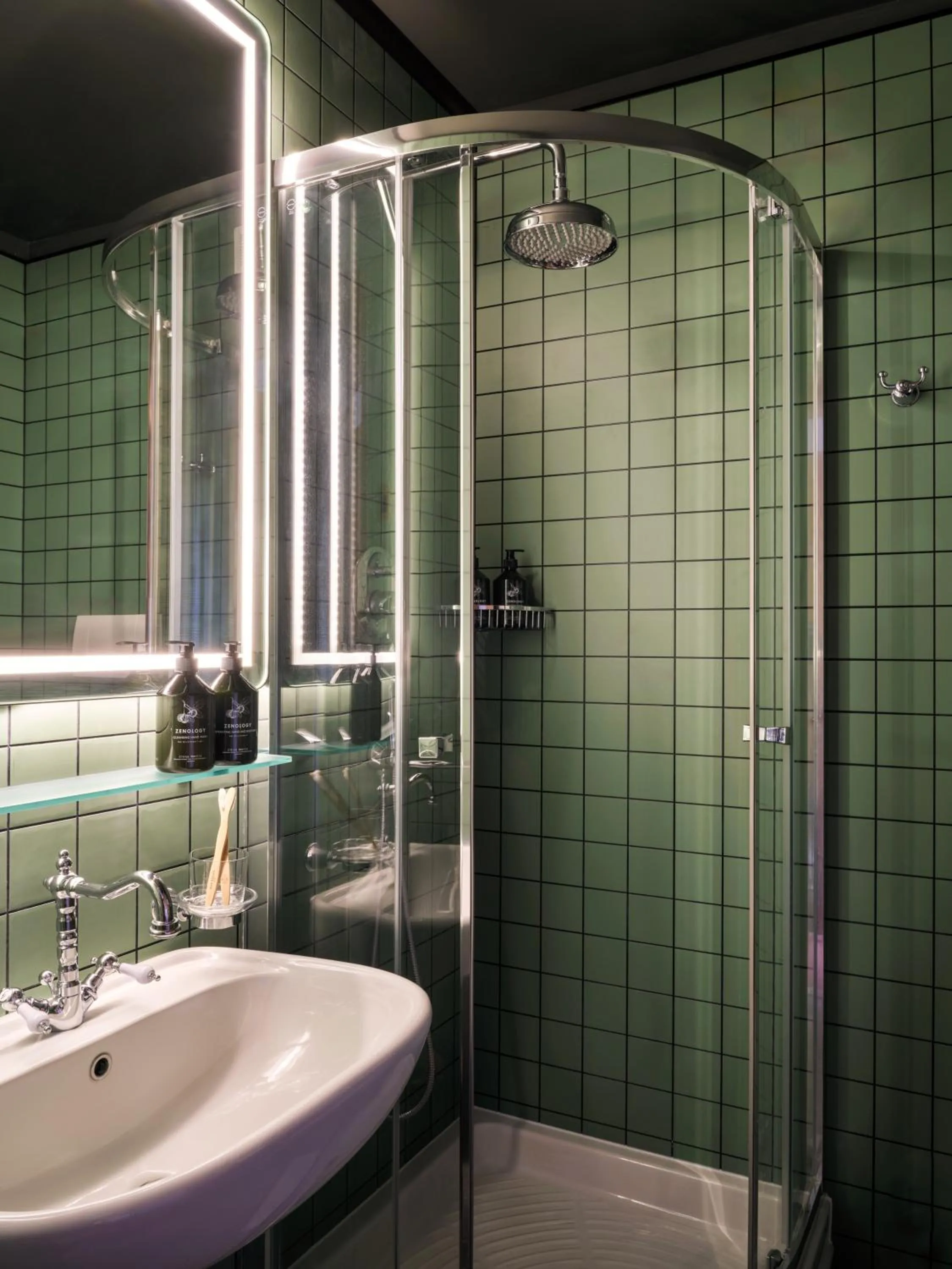 Shower in Max Brown Hotel Missori, part of Sircle Collection