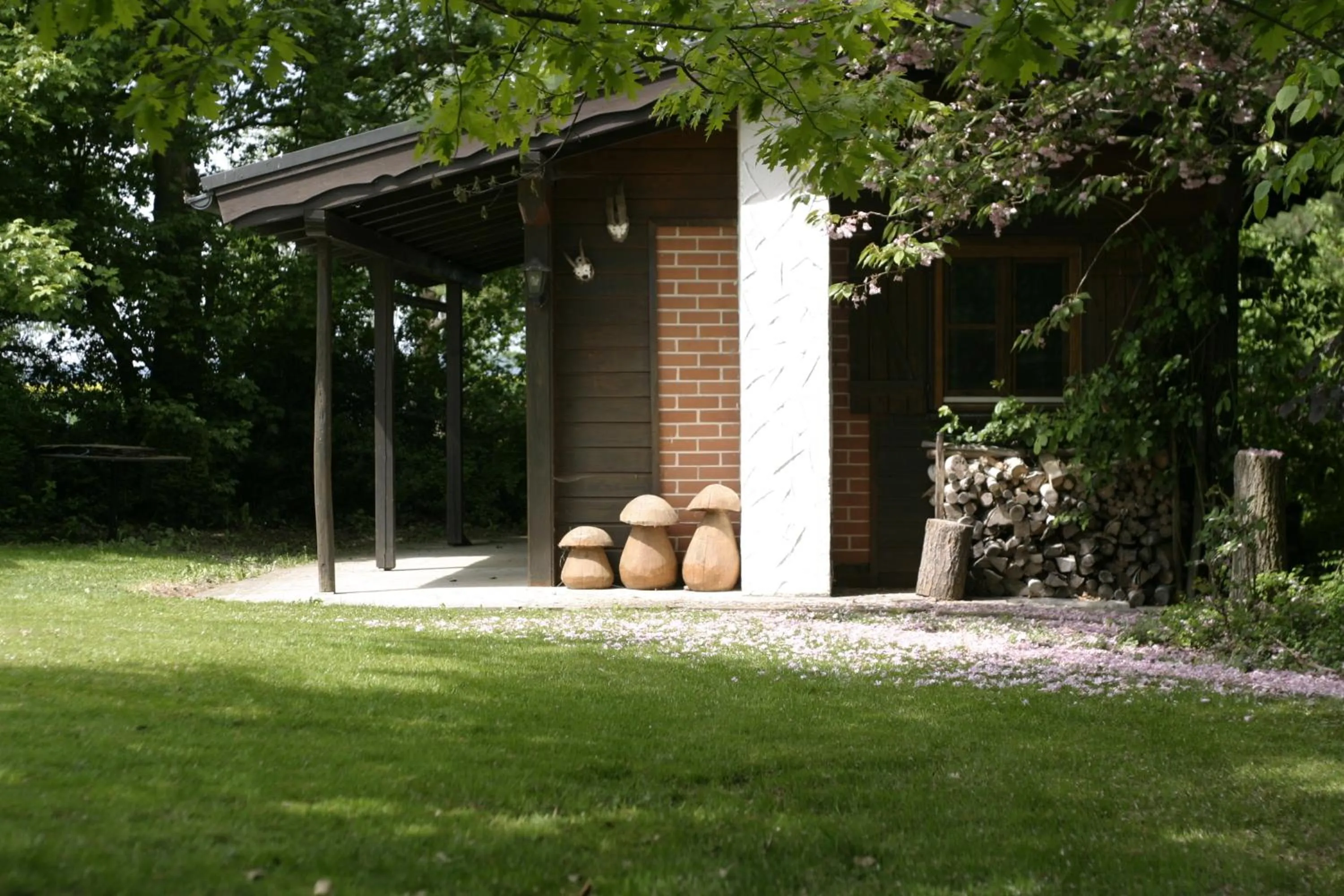 Restaurant/places to eat in Landhaus Rössle