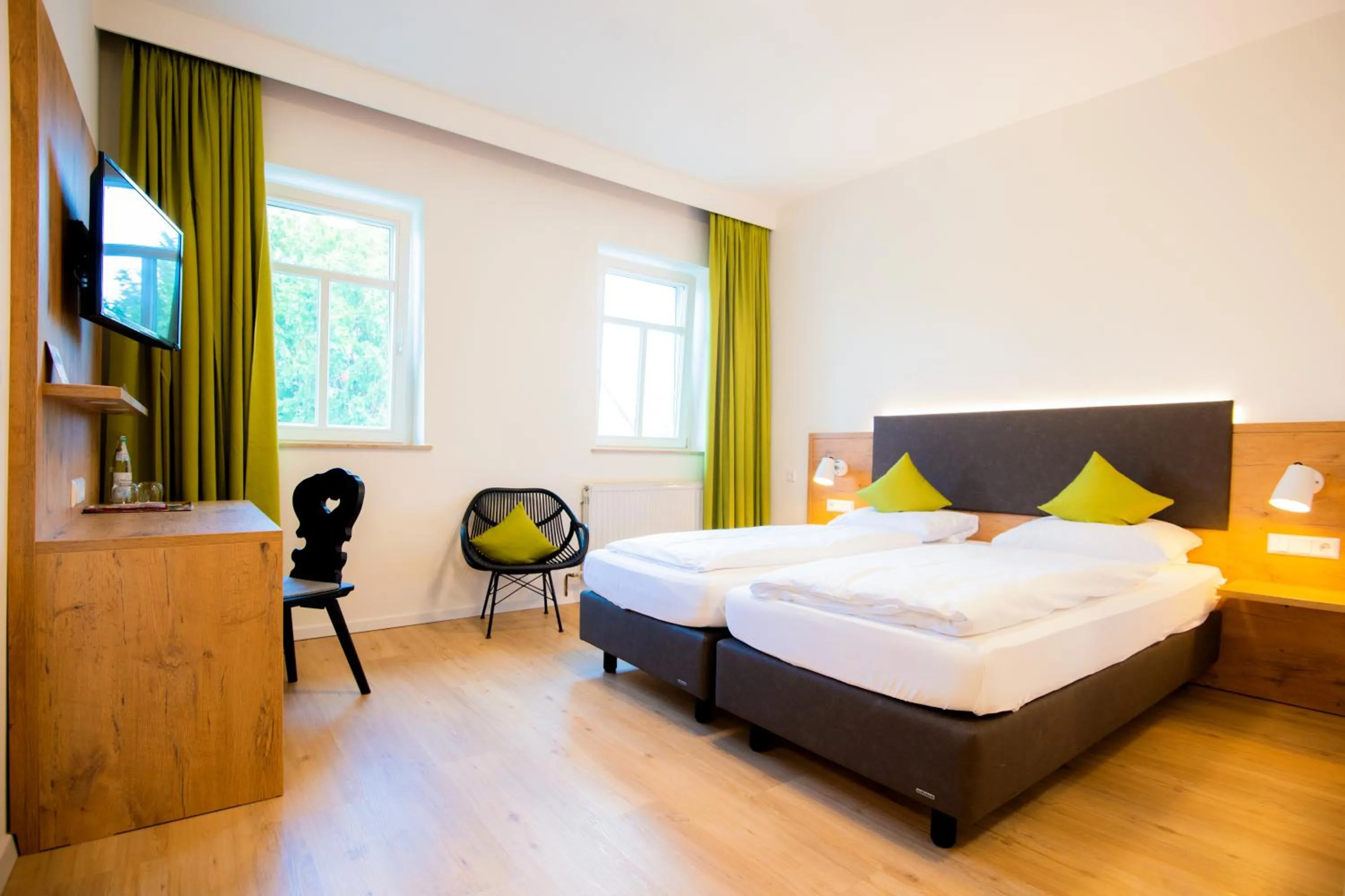 TV and multimedia, Bed in Landhaus Rössle