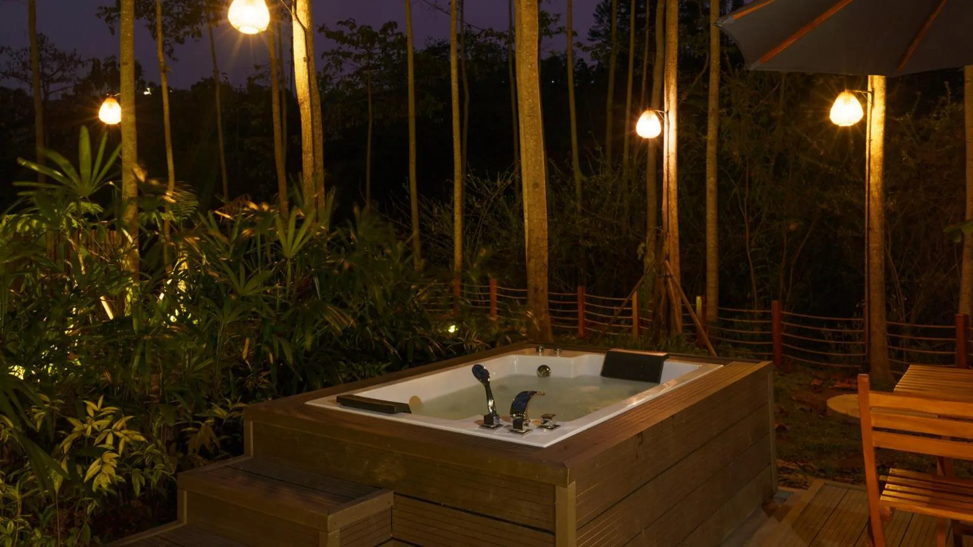 Bobocabin The Tavia, Puncak