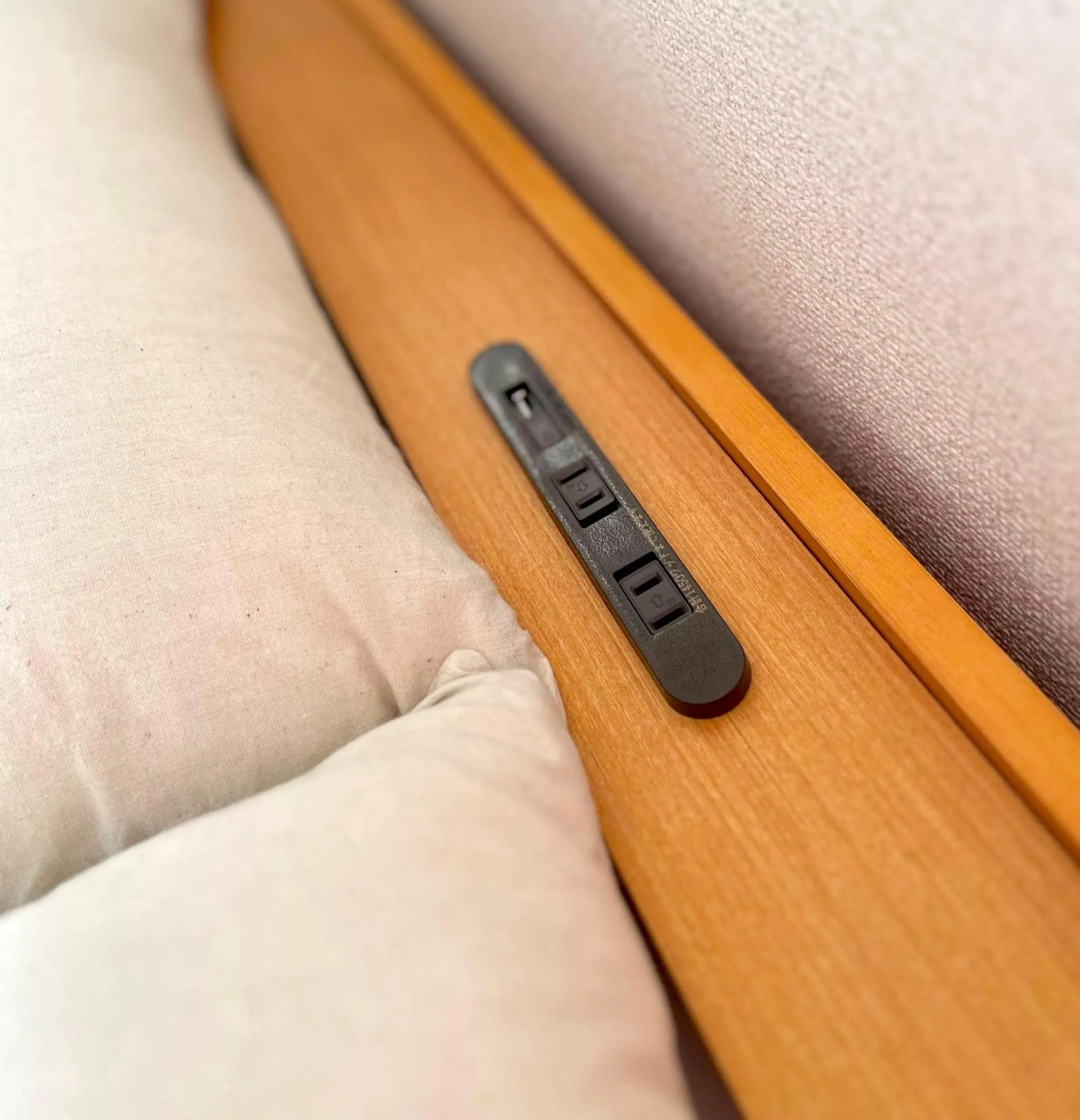 Bed in ᛃ 眠りの癒 ᛃ Cozy Apt In The Heart of Beppu 201