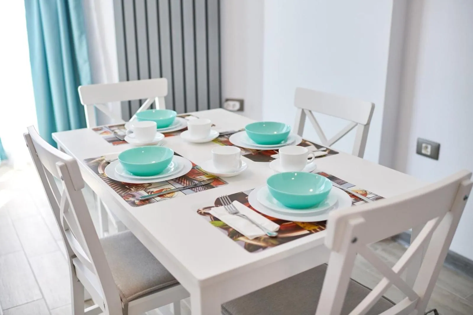 Coffee/tea facilities in Luxuri by Alz