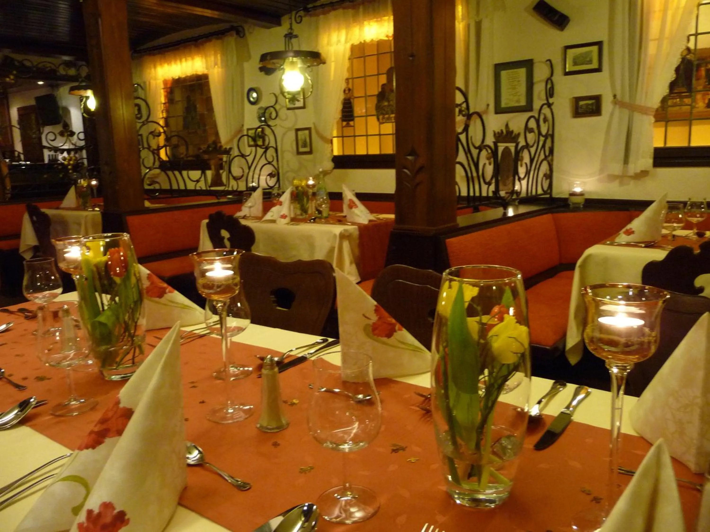 Restaurant/places to eat in Hotel Gasthof Schuster und Gästehaus