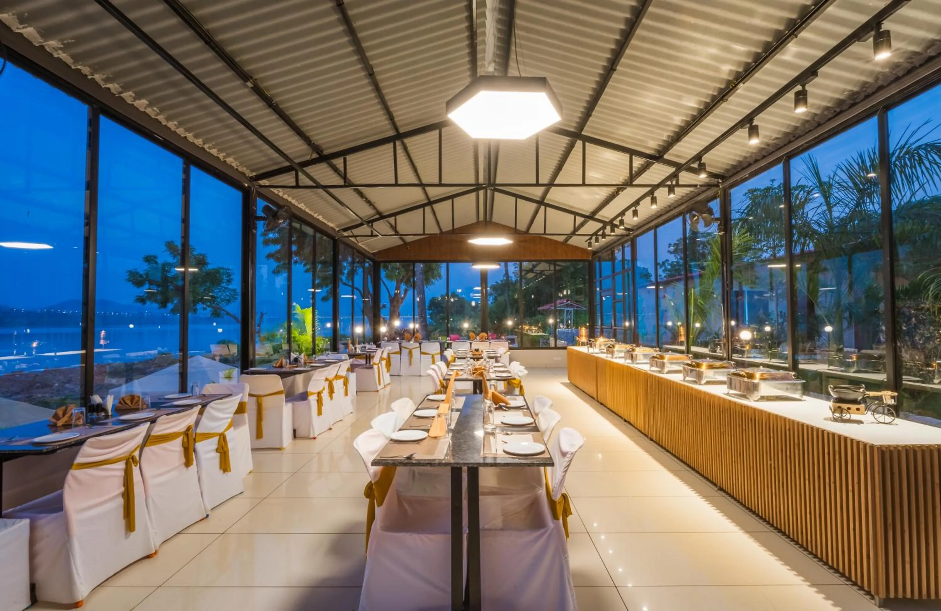 Restaurant/places to eat in RiverView Tent Resort