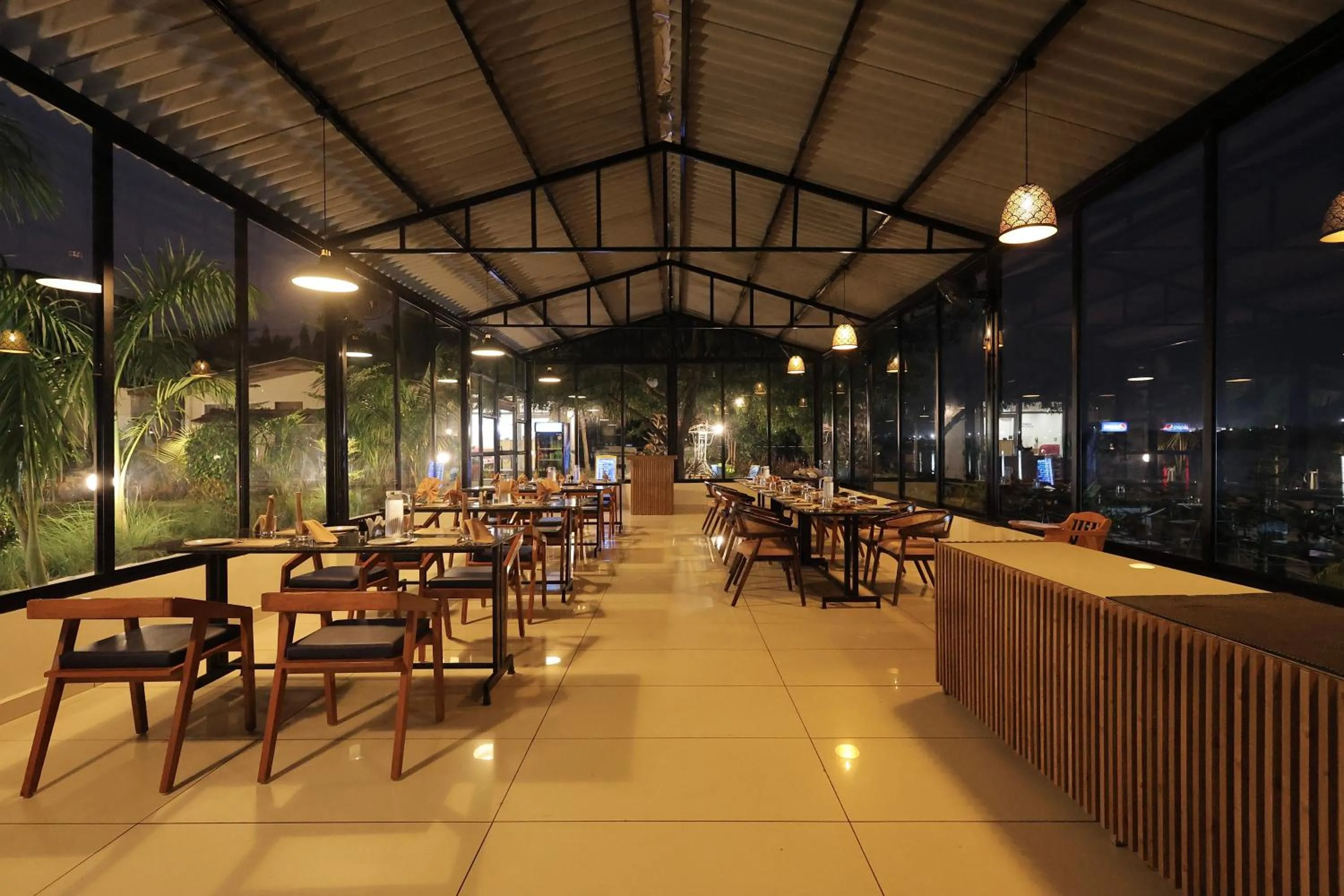 Restaurant/places to eat in RiverView Tent Resort