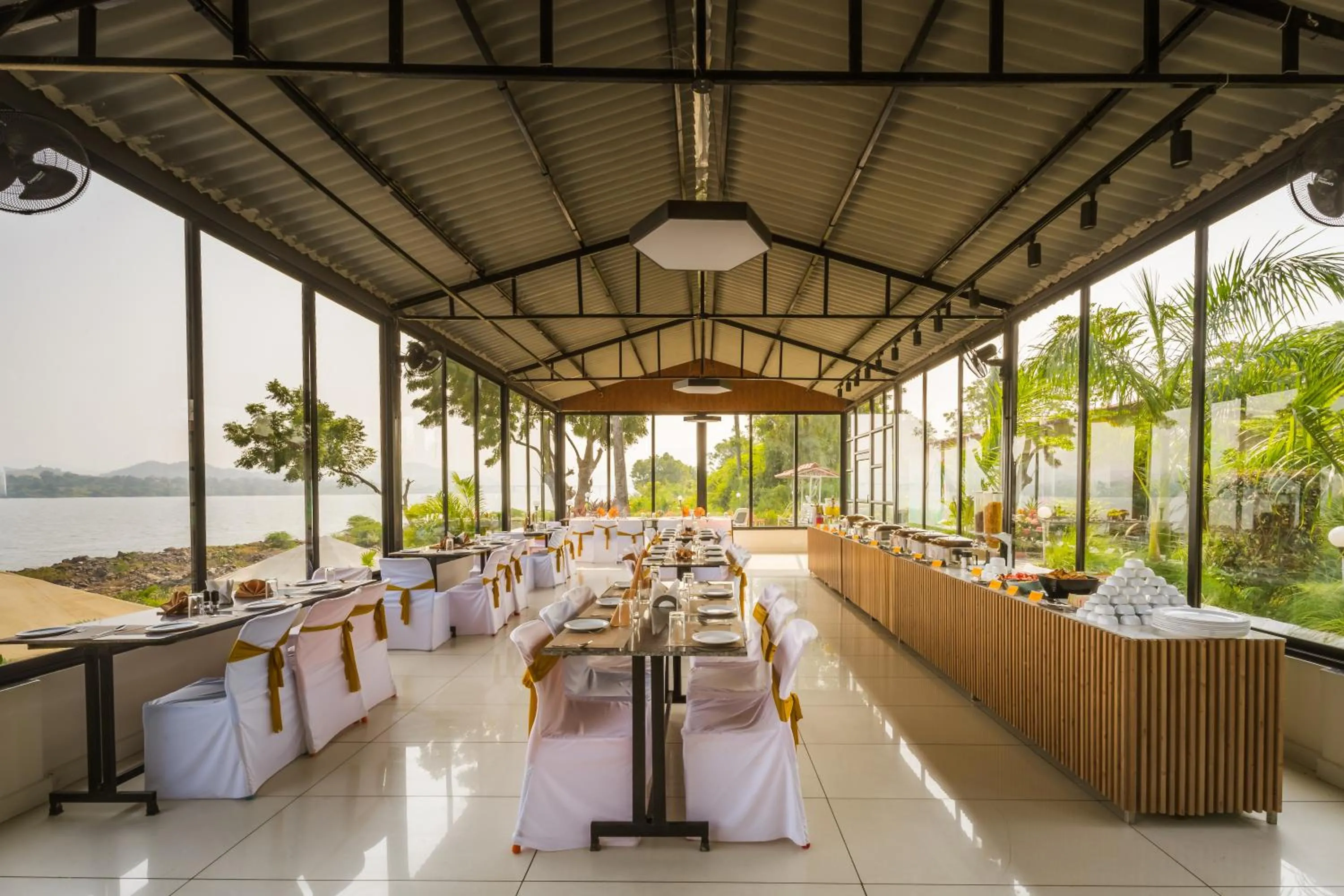 Restaurant/places to eat in RiverView Tent Resort