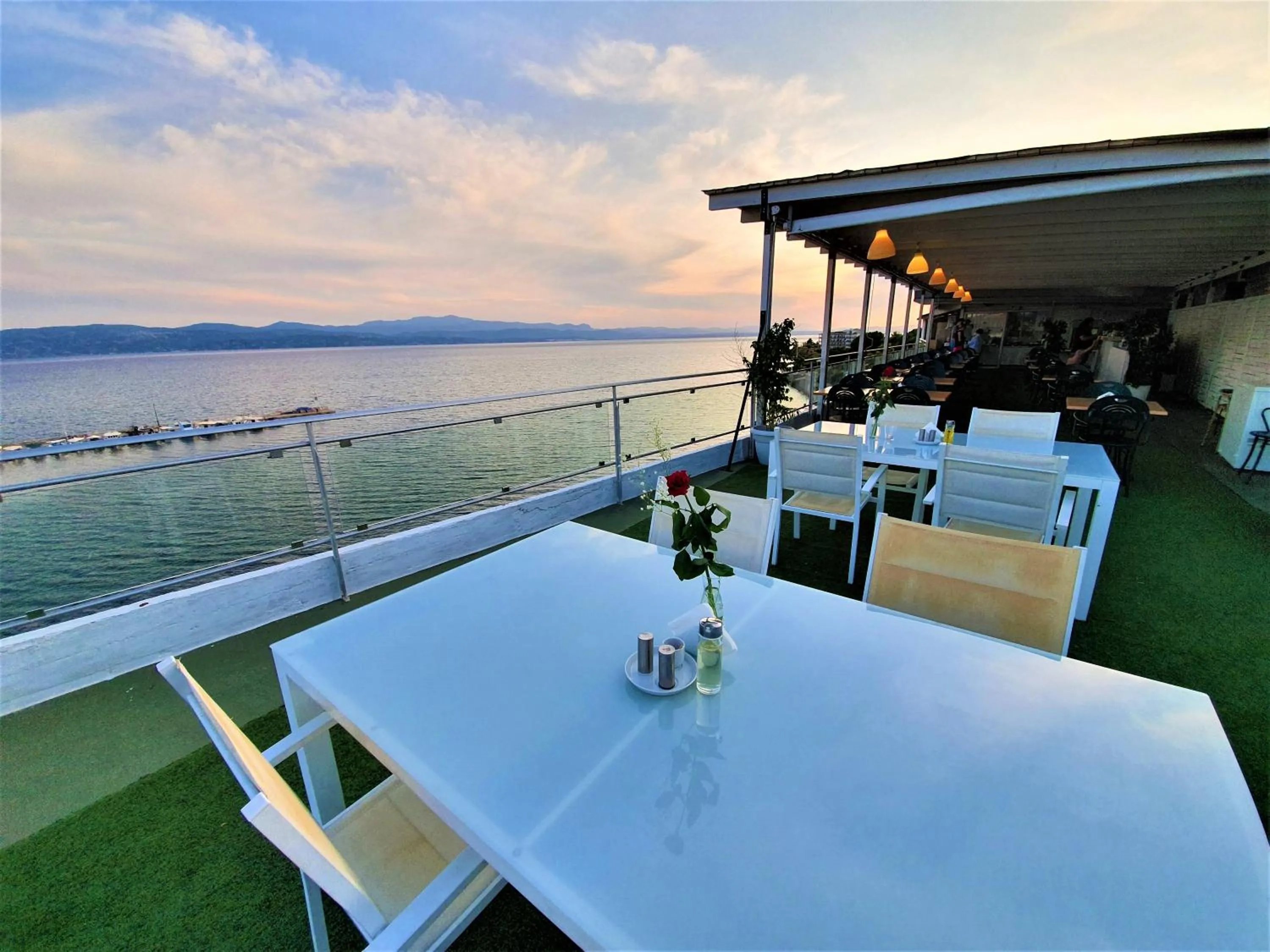 Restaurant/places to eat in Porto Evia Boutique Hotel