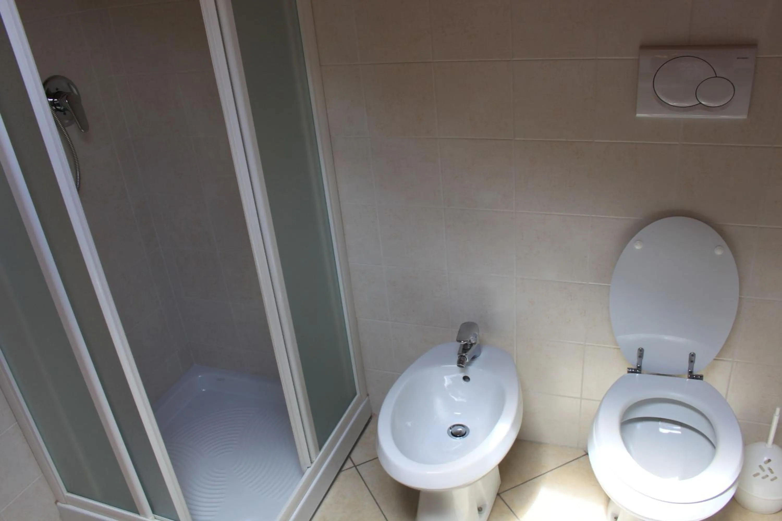 Shower in Lakeside Holiday Resort