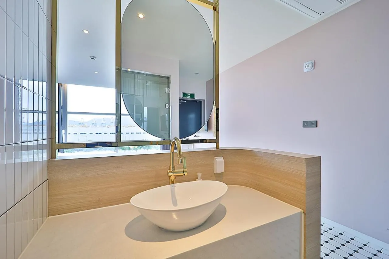 Browndot Signature Hotel