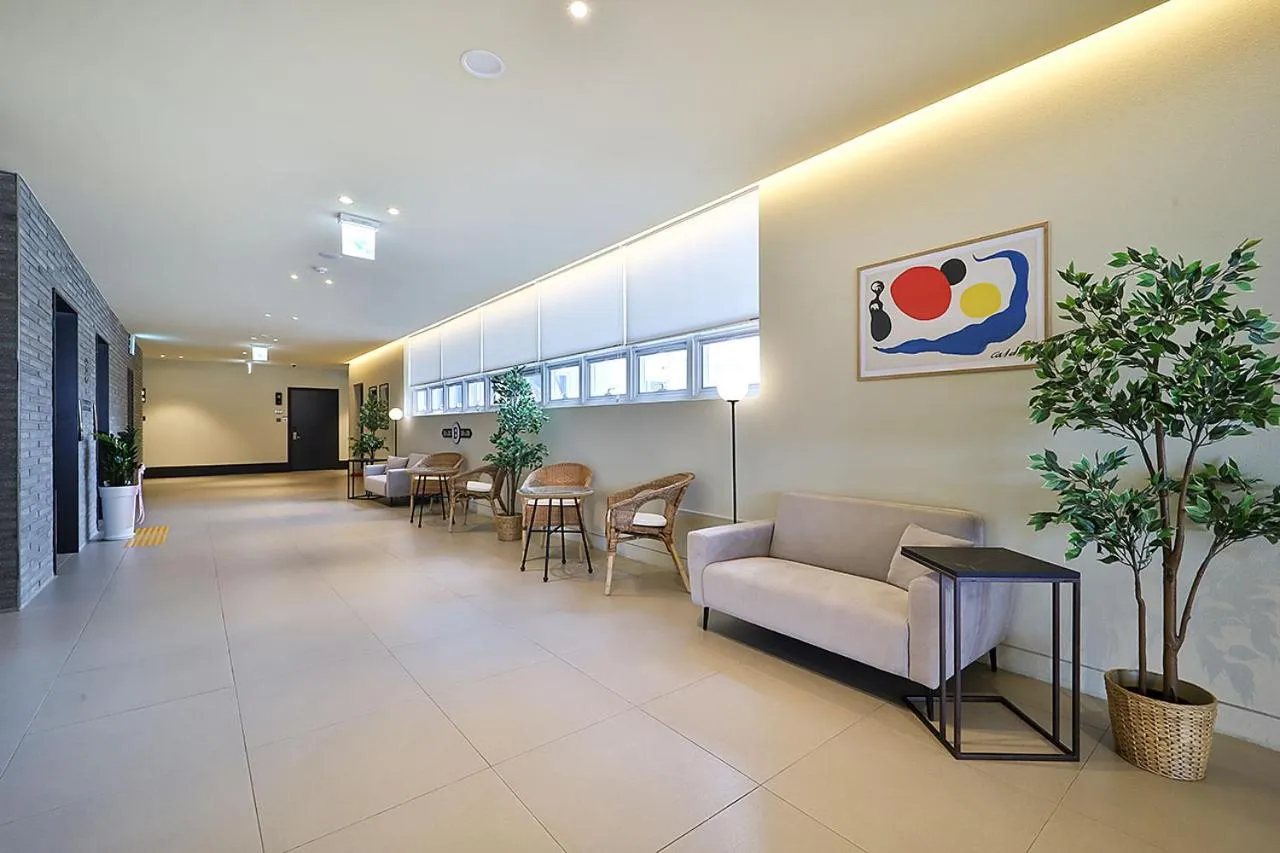 Browndot Signature Hotel