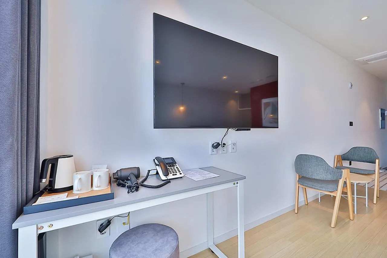 Browndot Signature Hotel