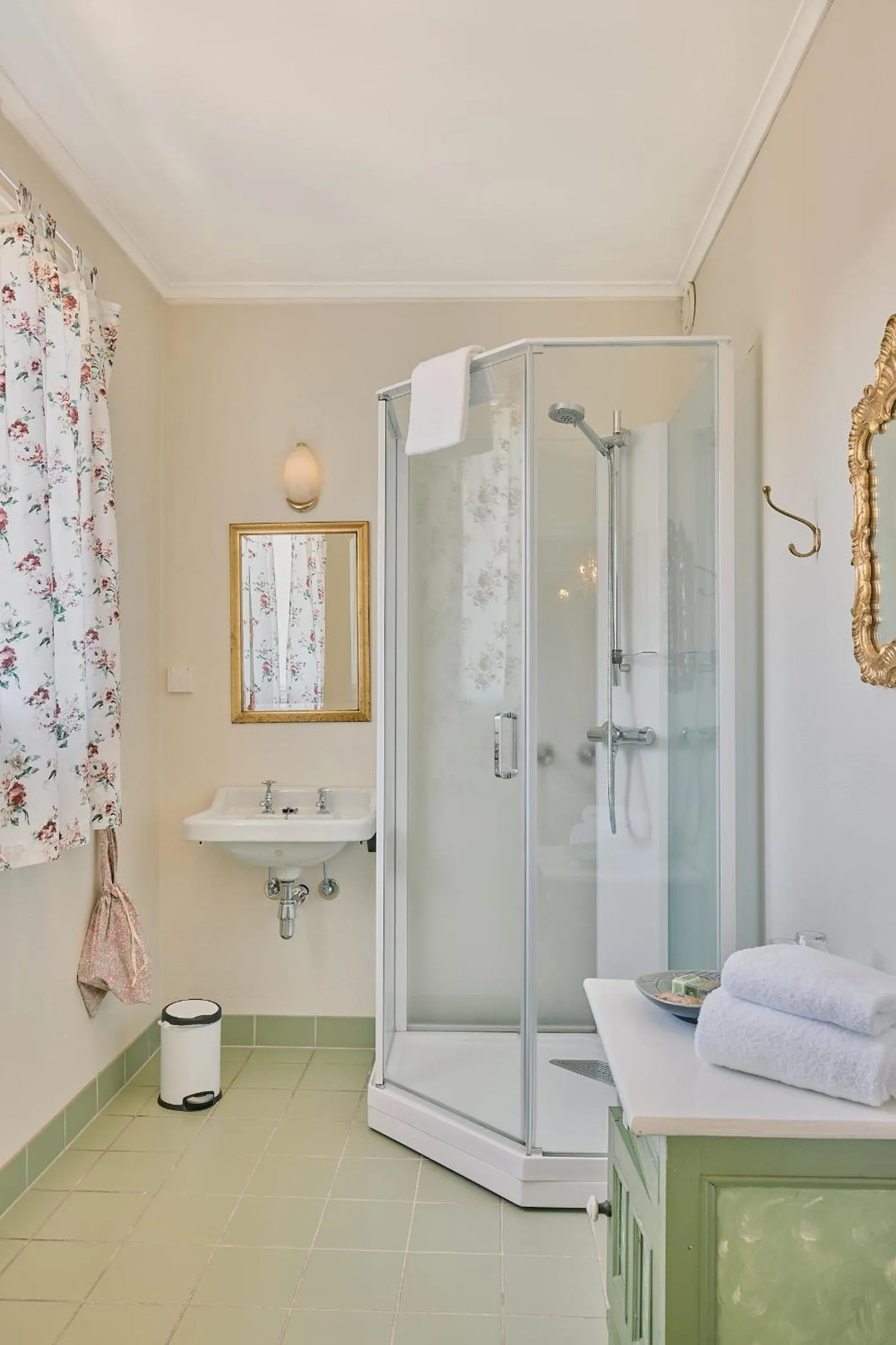 Bathroom in Visnes Hotel Stryn