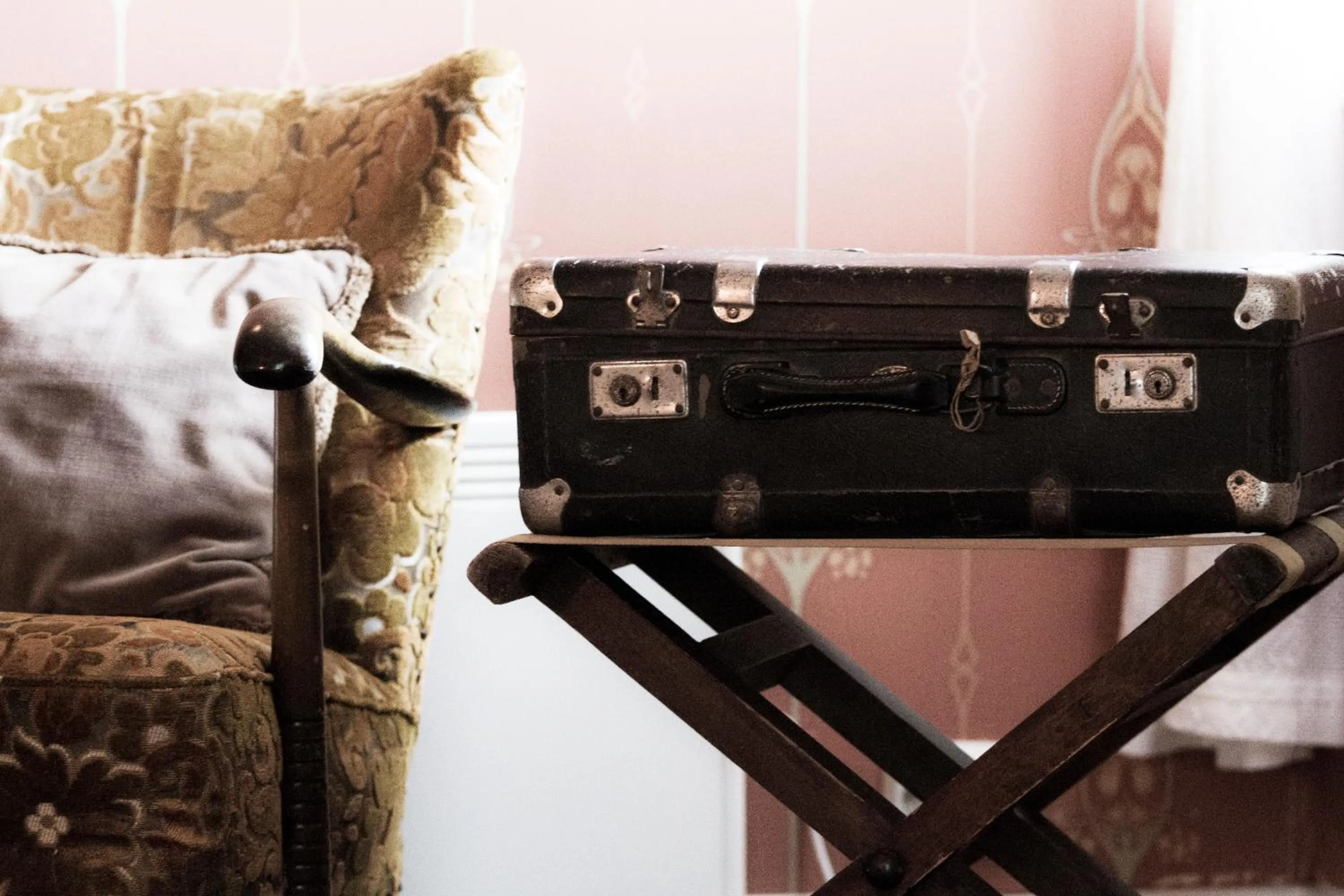 Decorative detail in Visnes Hotel Stryn