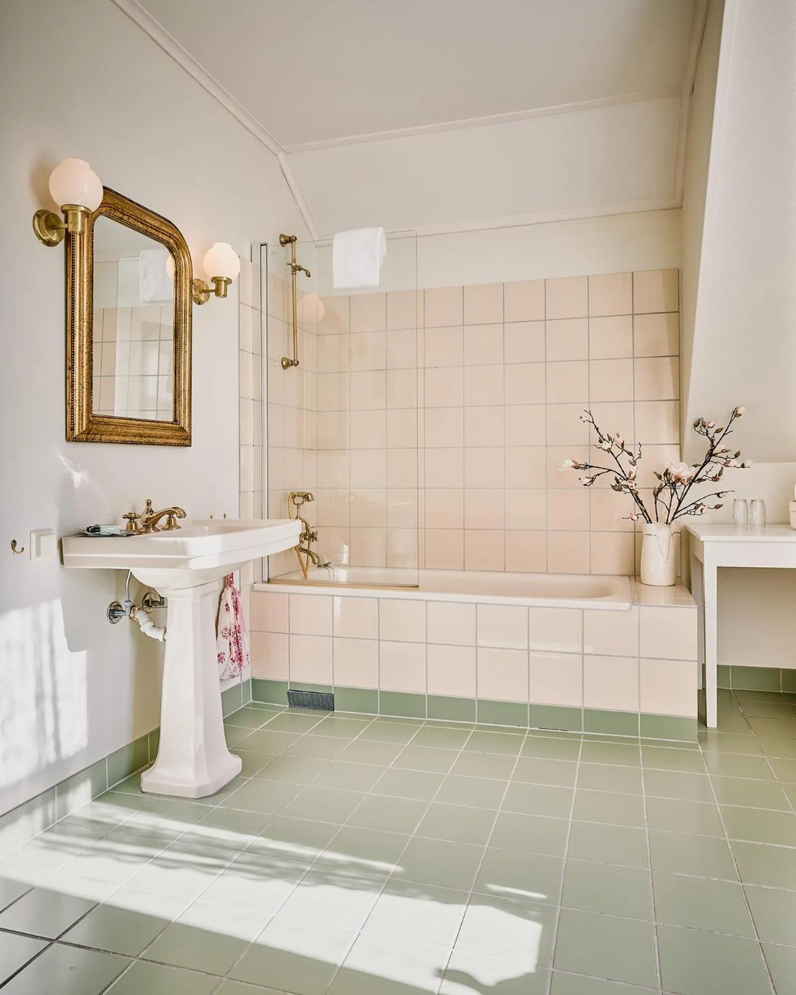 Bathroom in Visnes Hotel Stryn