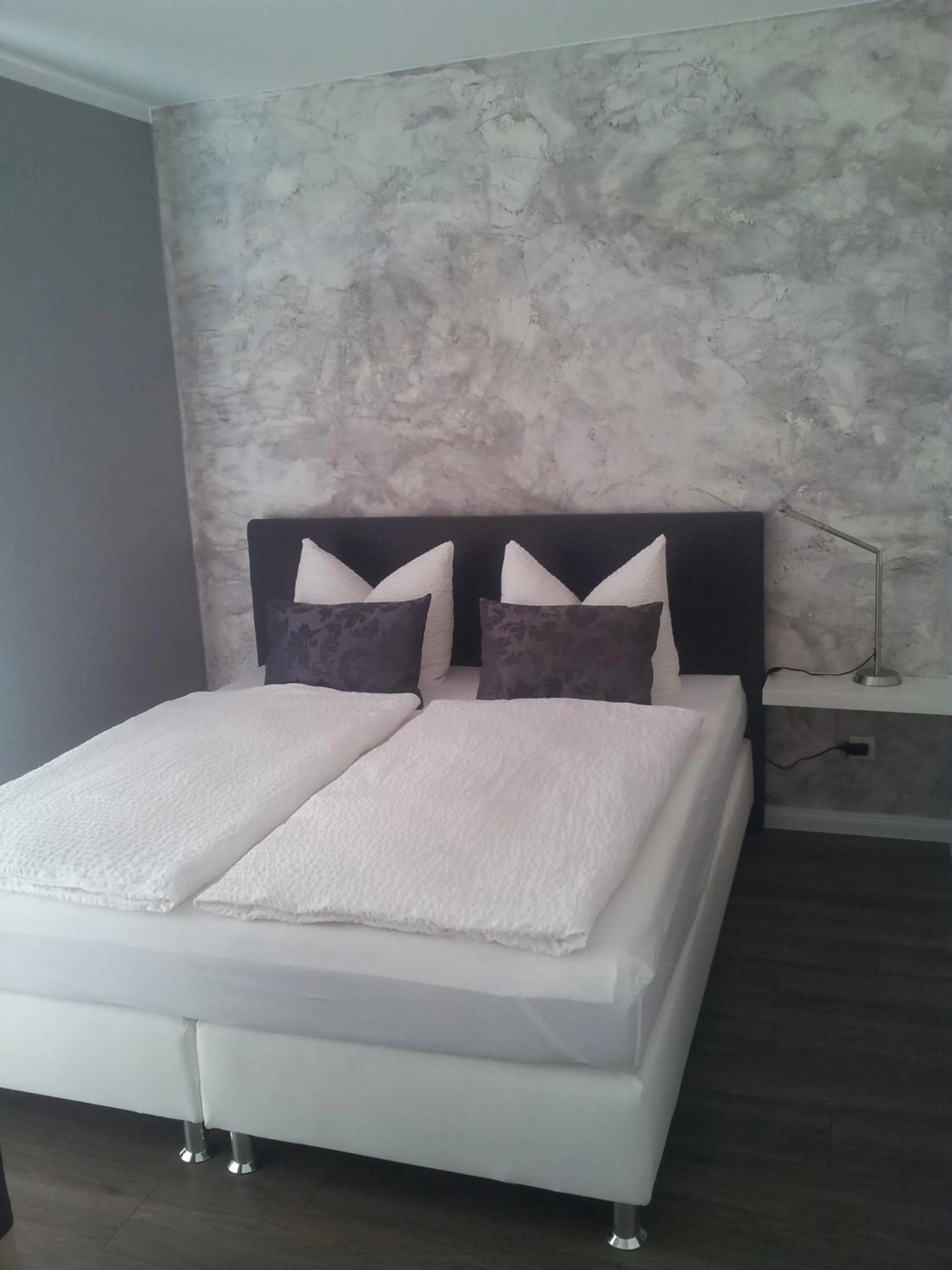 Studio with Balcony in HD City Apartments