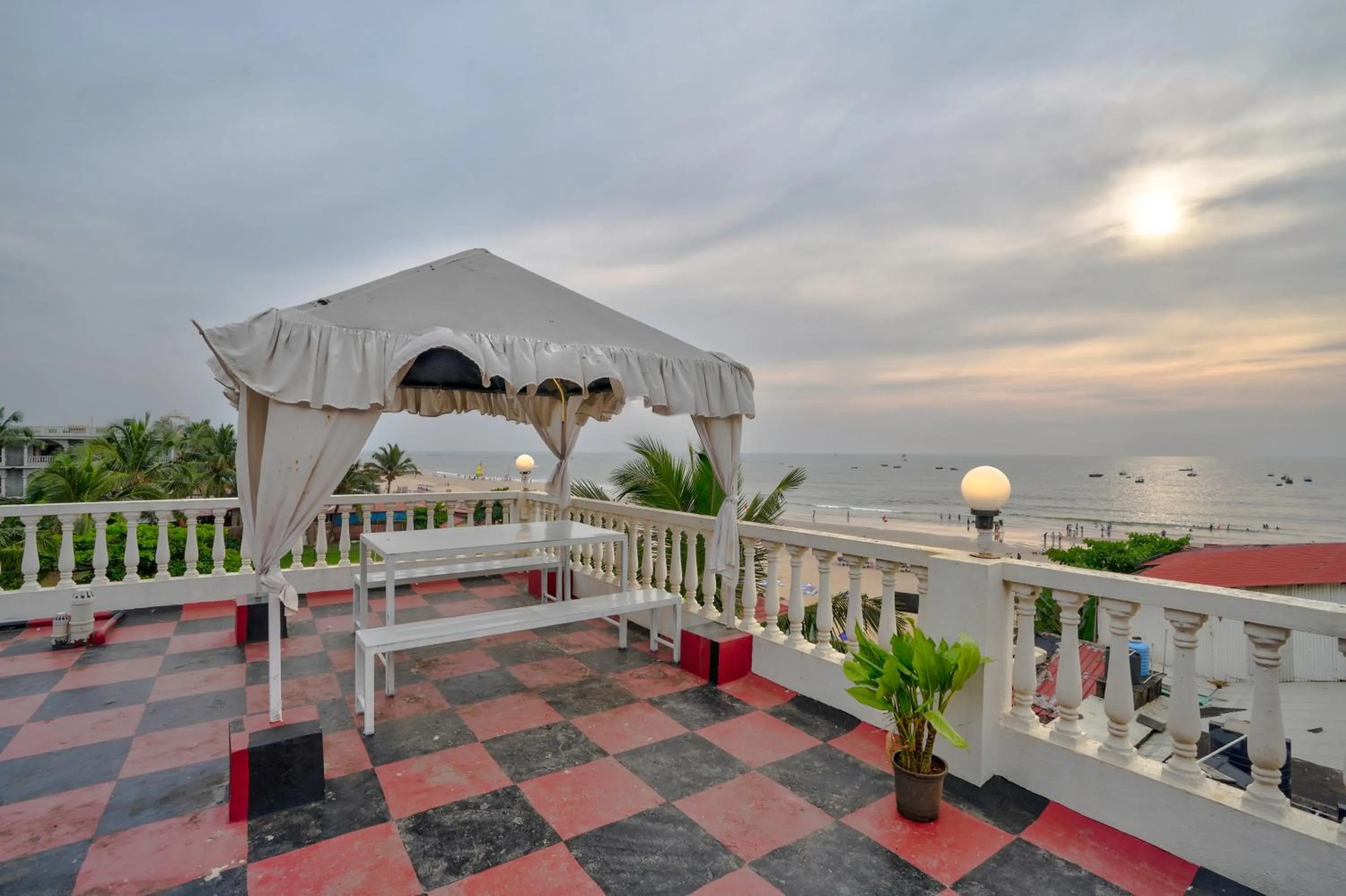 Balcony/Terrace in Hotel Salty Waves Baga