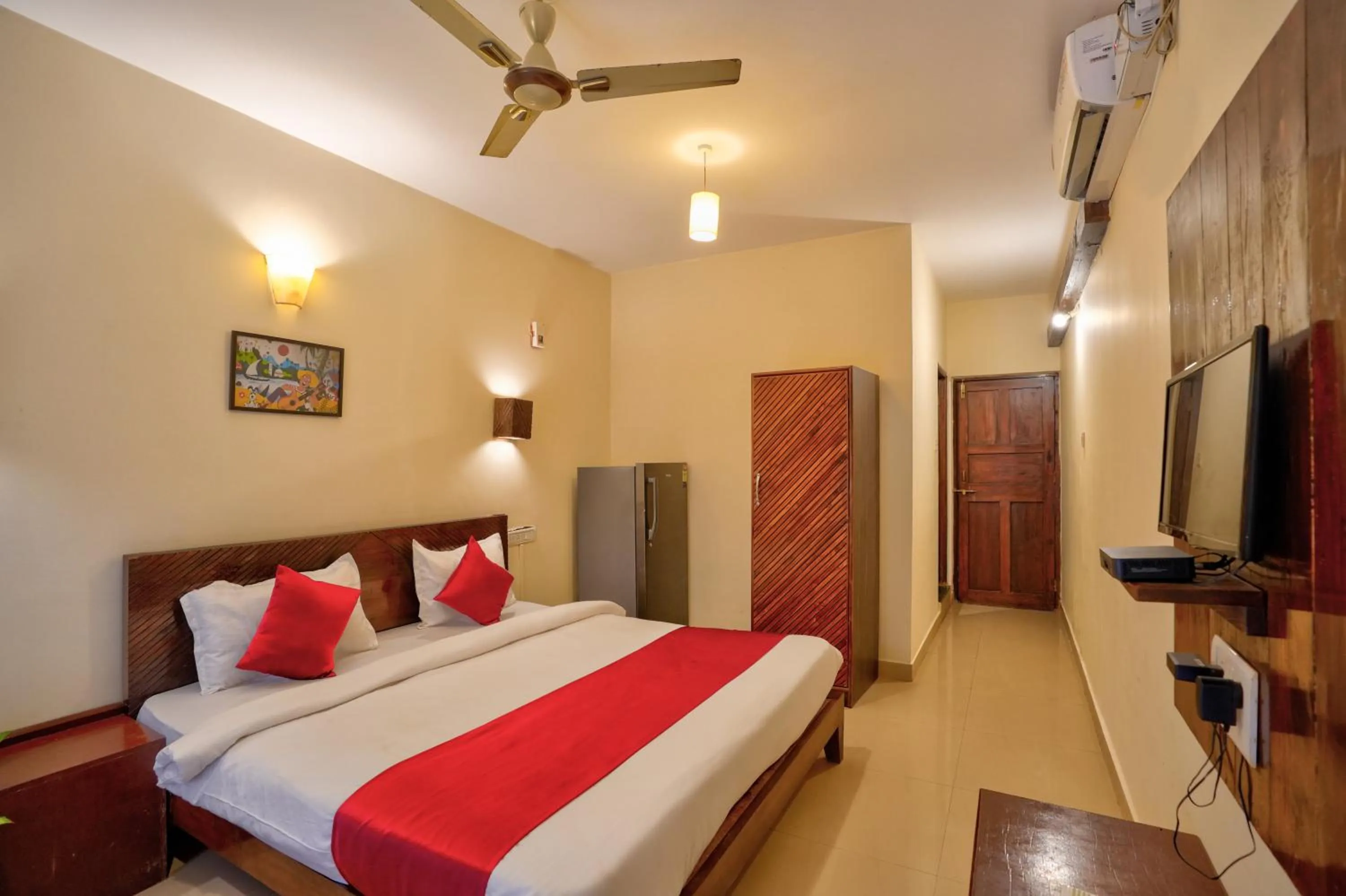 Bedroom, Bed in Hotel Salty Waves Baga