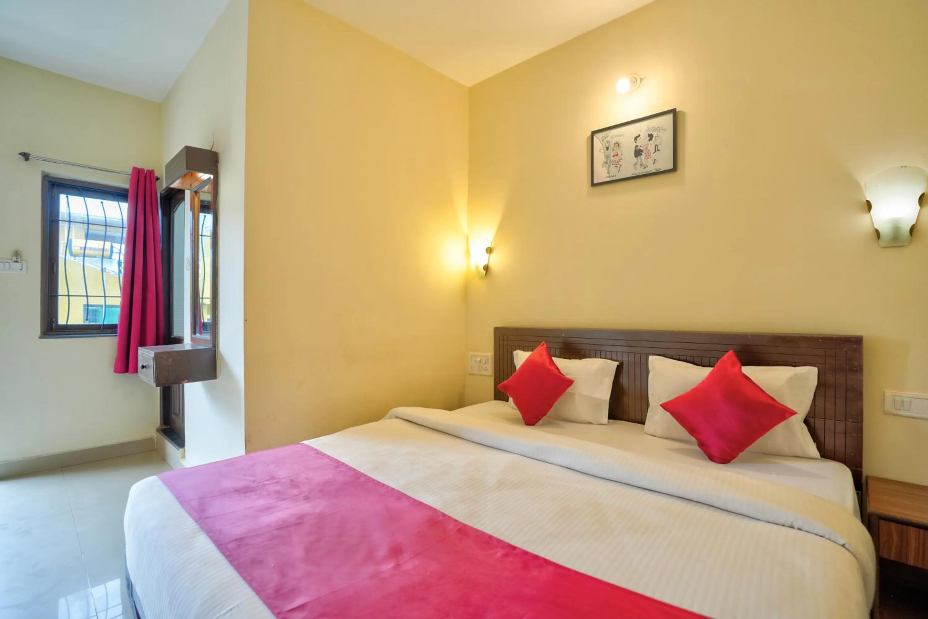 Bedroom, Bed in Hotel Salty Waves Baga