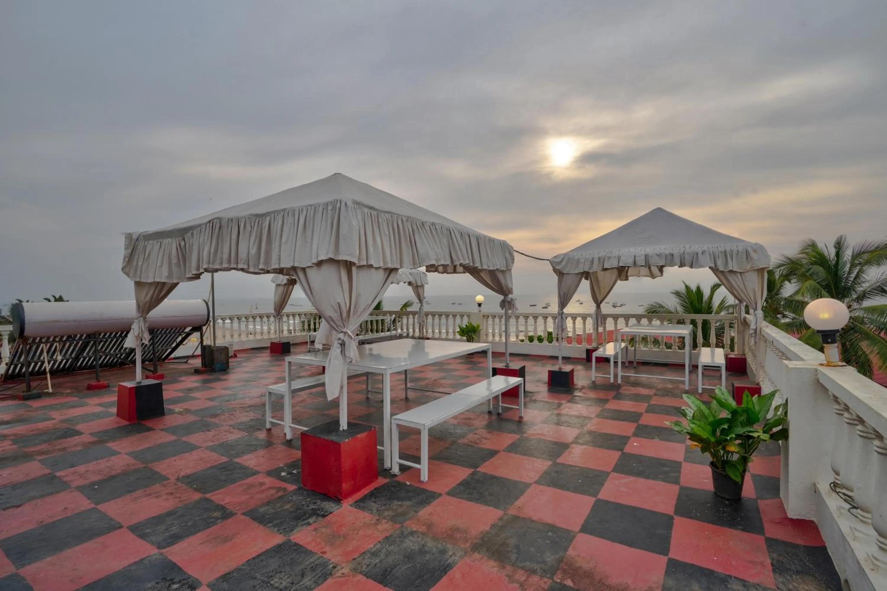 Sea view in Hotel Salty Waves Baga