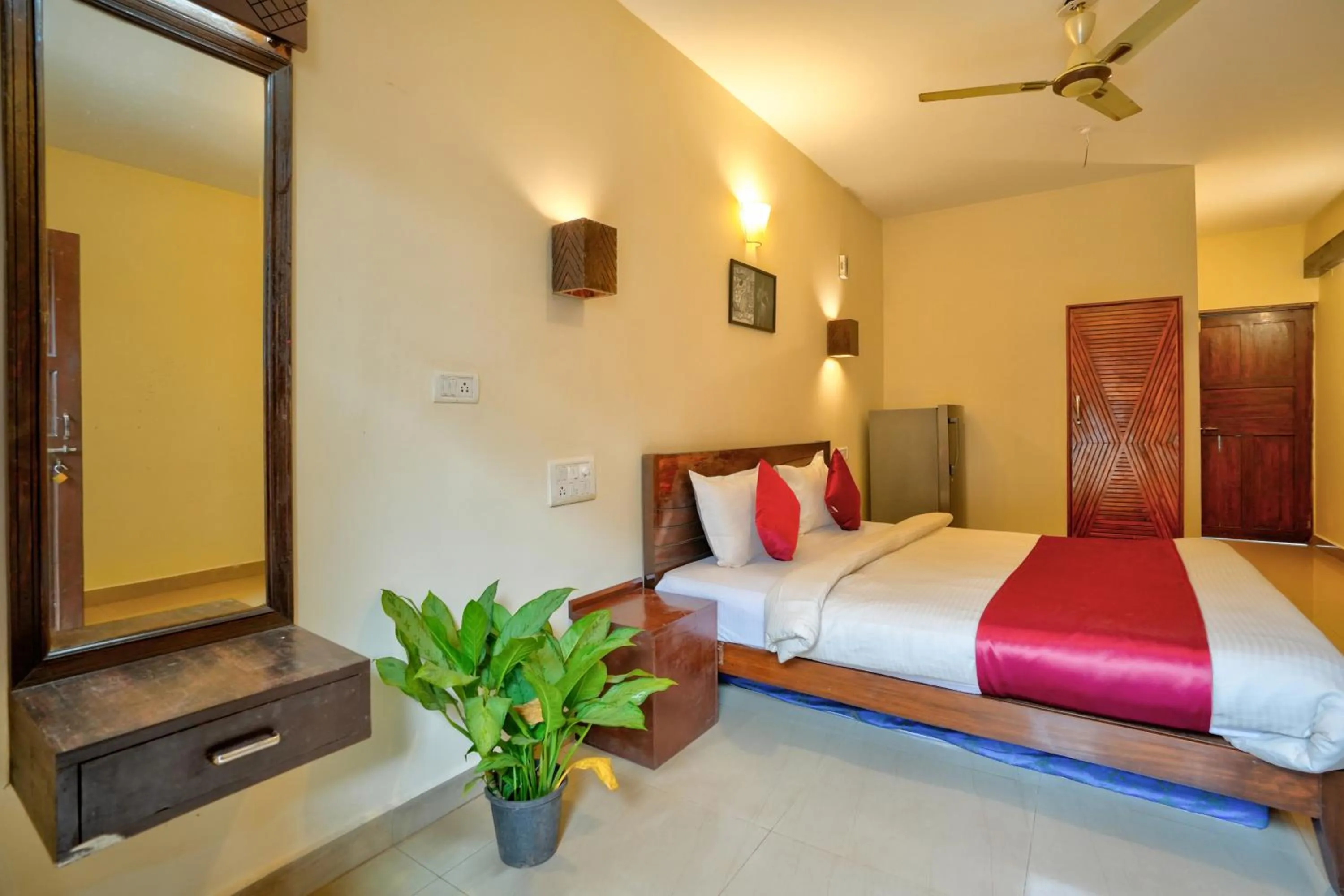 Bedroom, Bed in Hotel Salty Waves Baga