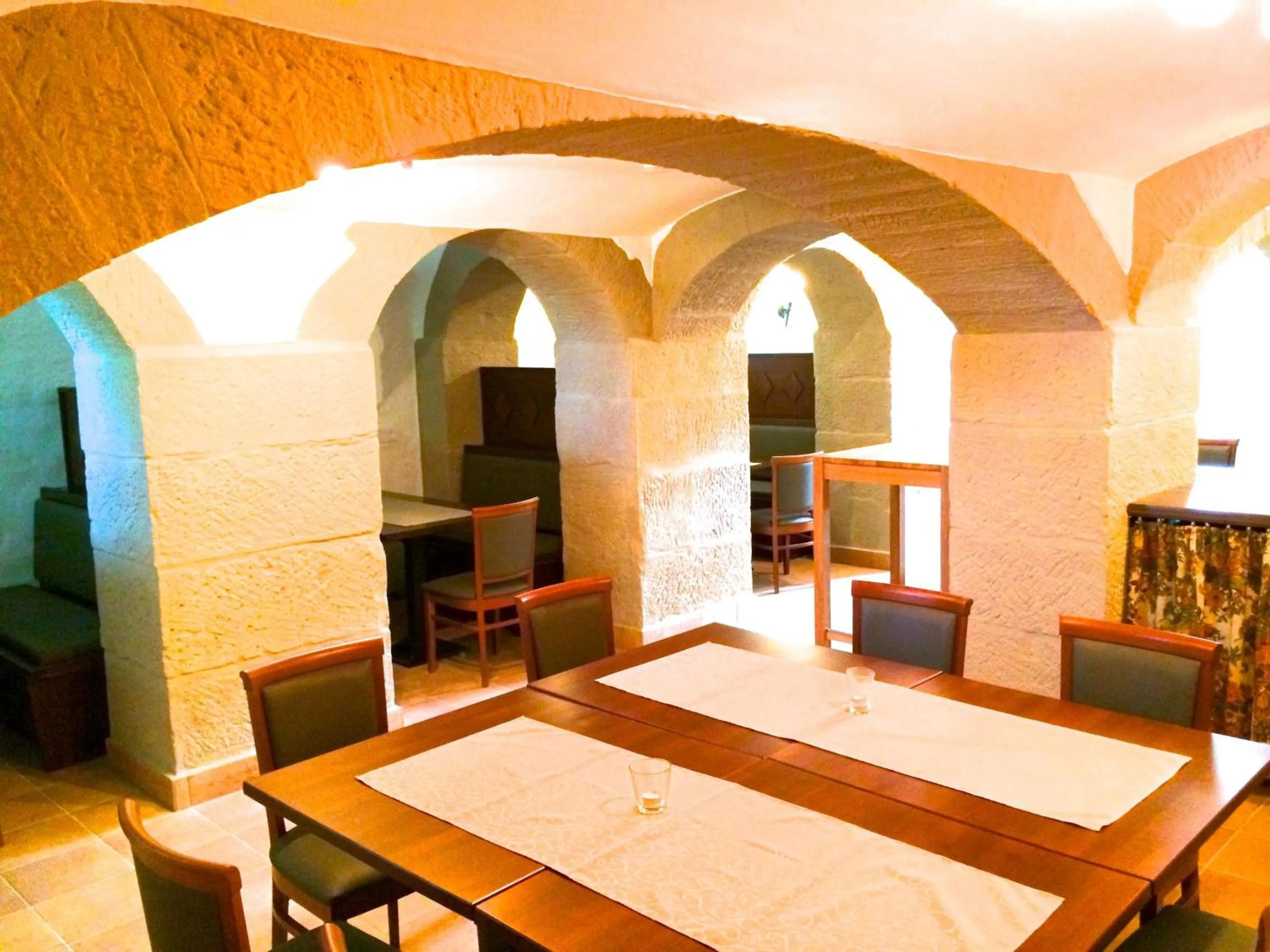 Communal lounge/ TV room in Hotel Garni Demmel & Cie