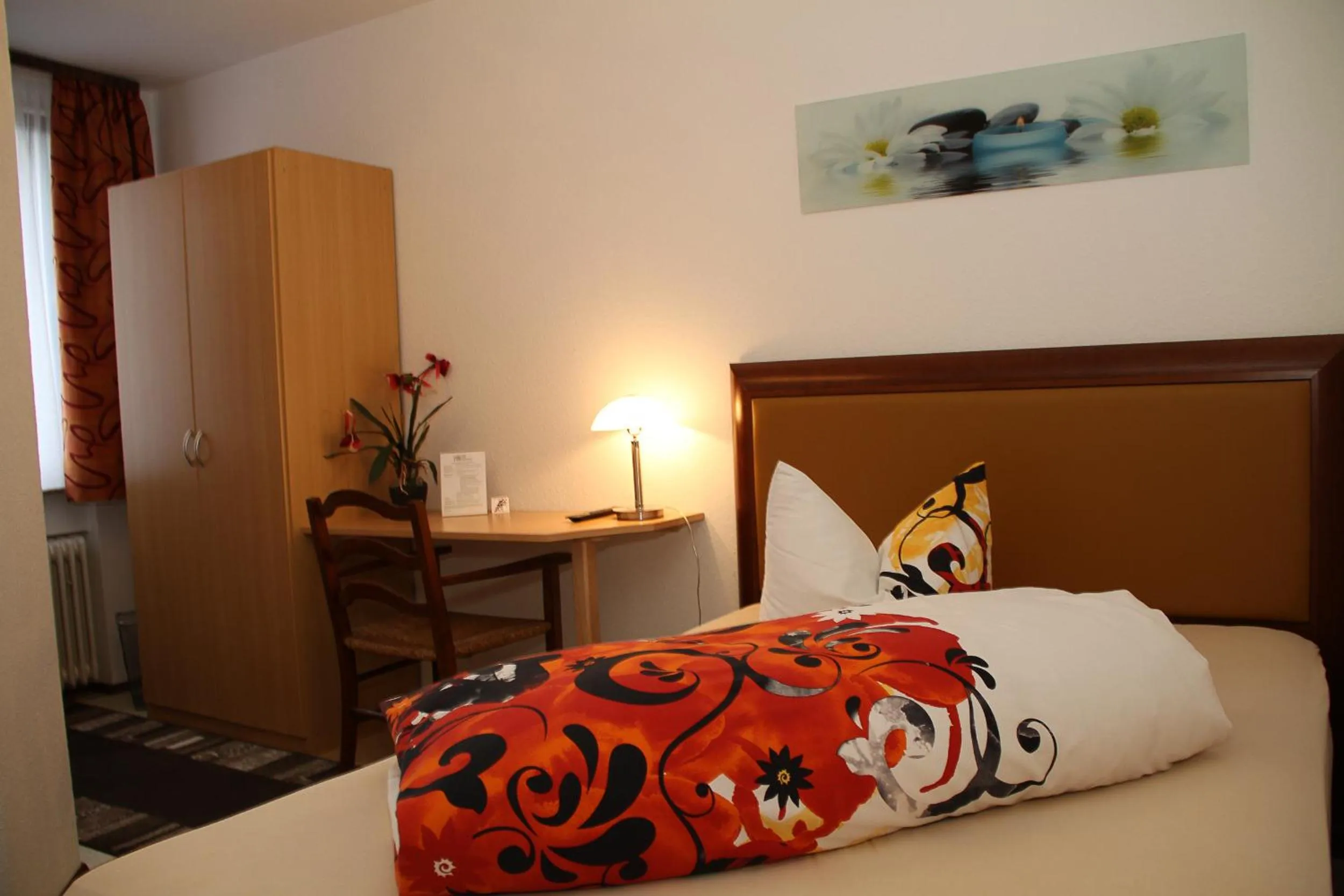 Bed in Wohlfühlhotel zur Grässelmühle