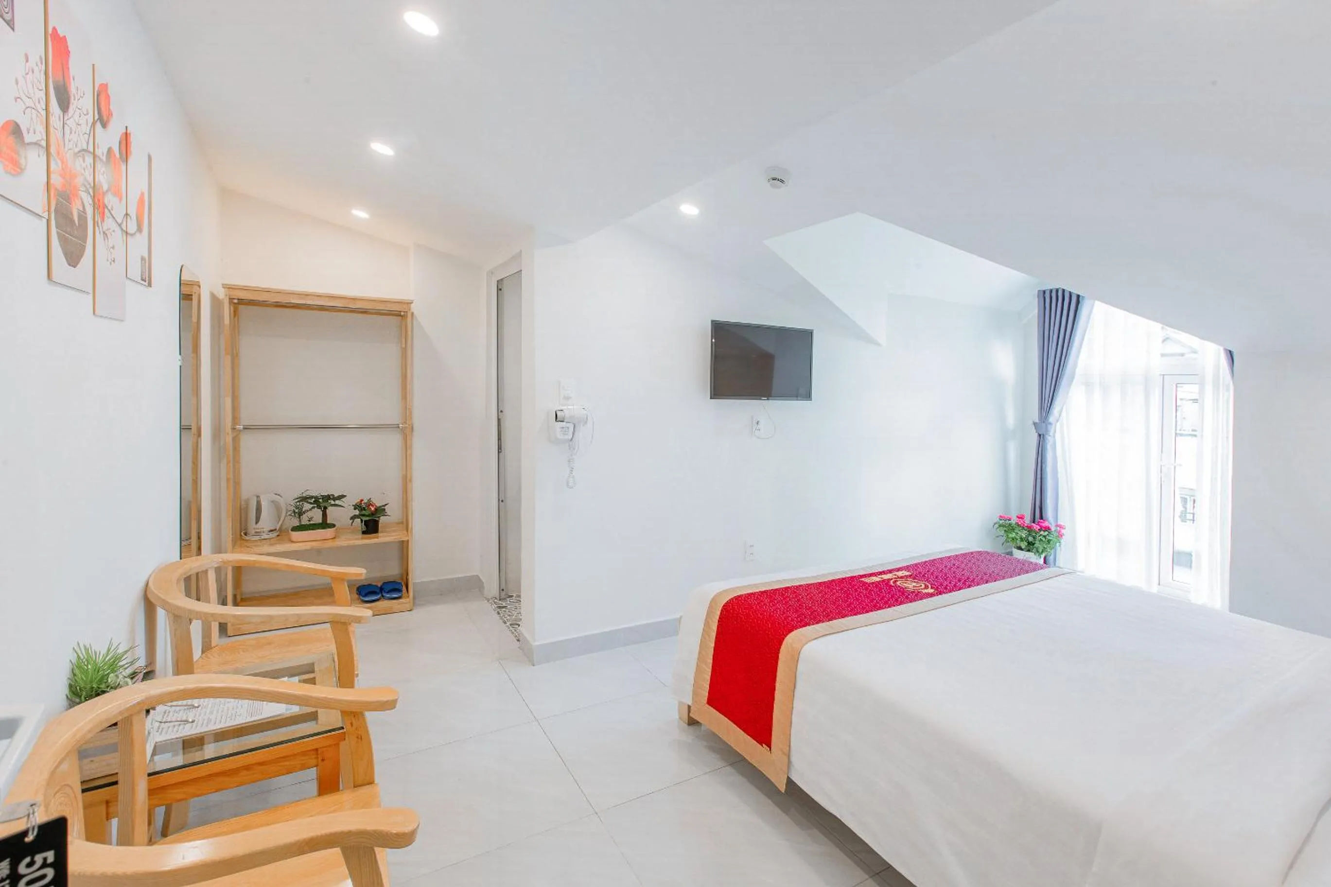 Seating area, Bed in Ngọc Sang 3 Hotel