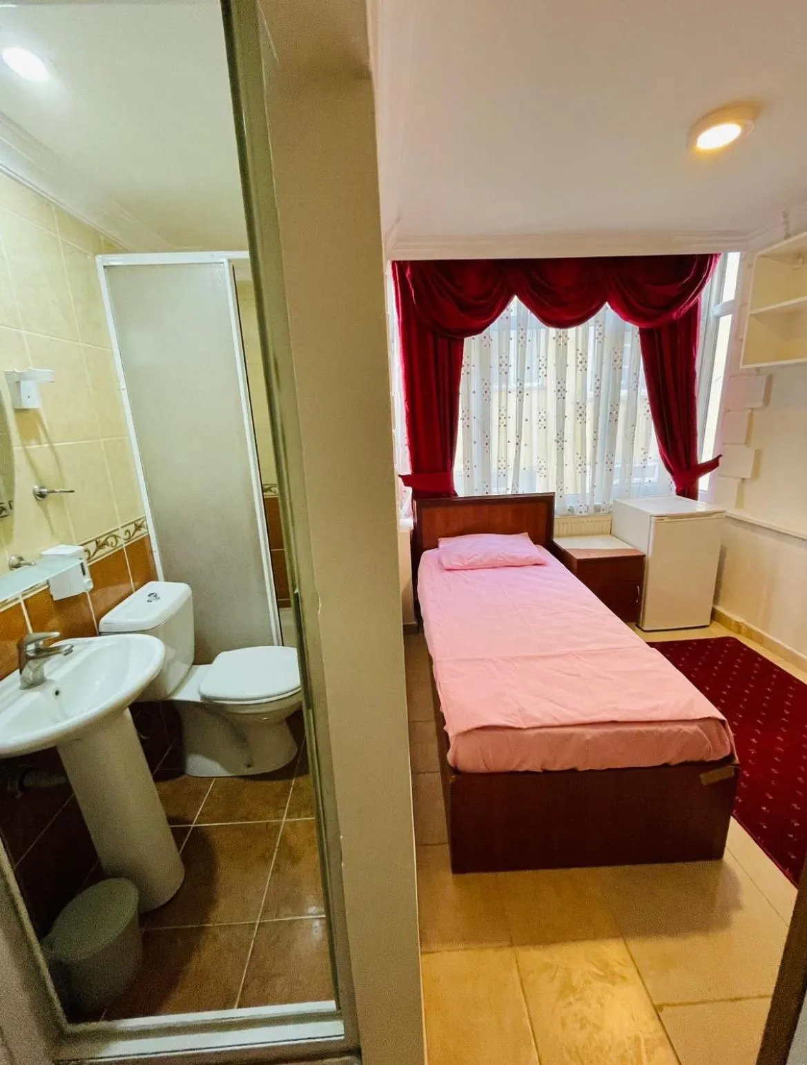 Shower in GOLD OTEL KASTAMONU