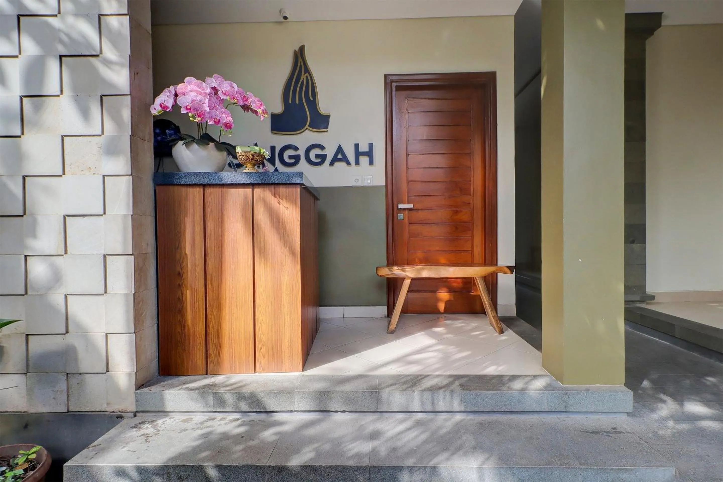 Lobby or reception in OYO Life 92852 Singgah Hotel Legian