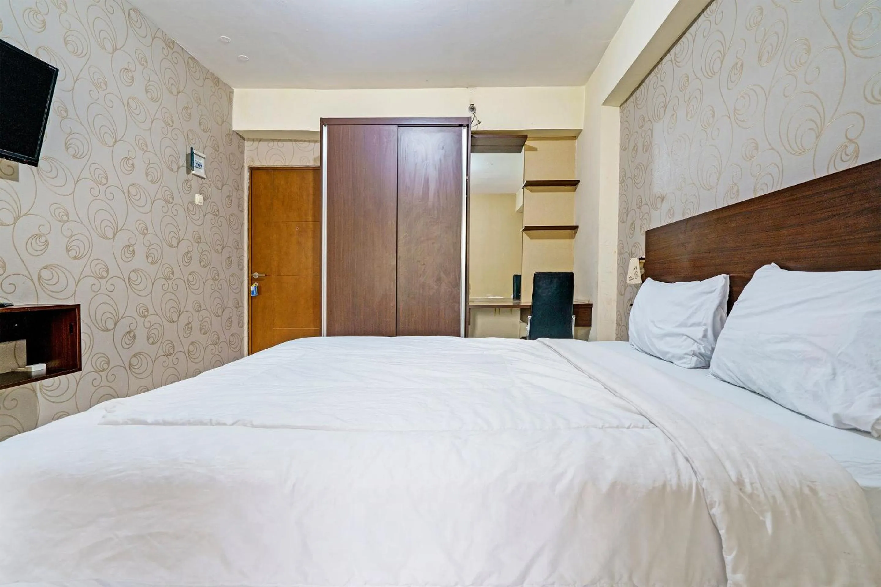 Bedroom, Bed in OYO Life 92718 Apartement Gateway Cicadas