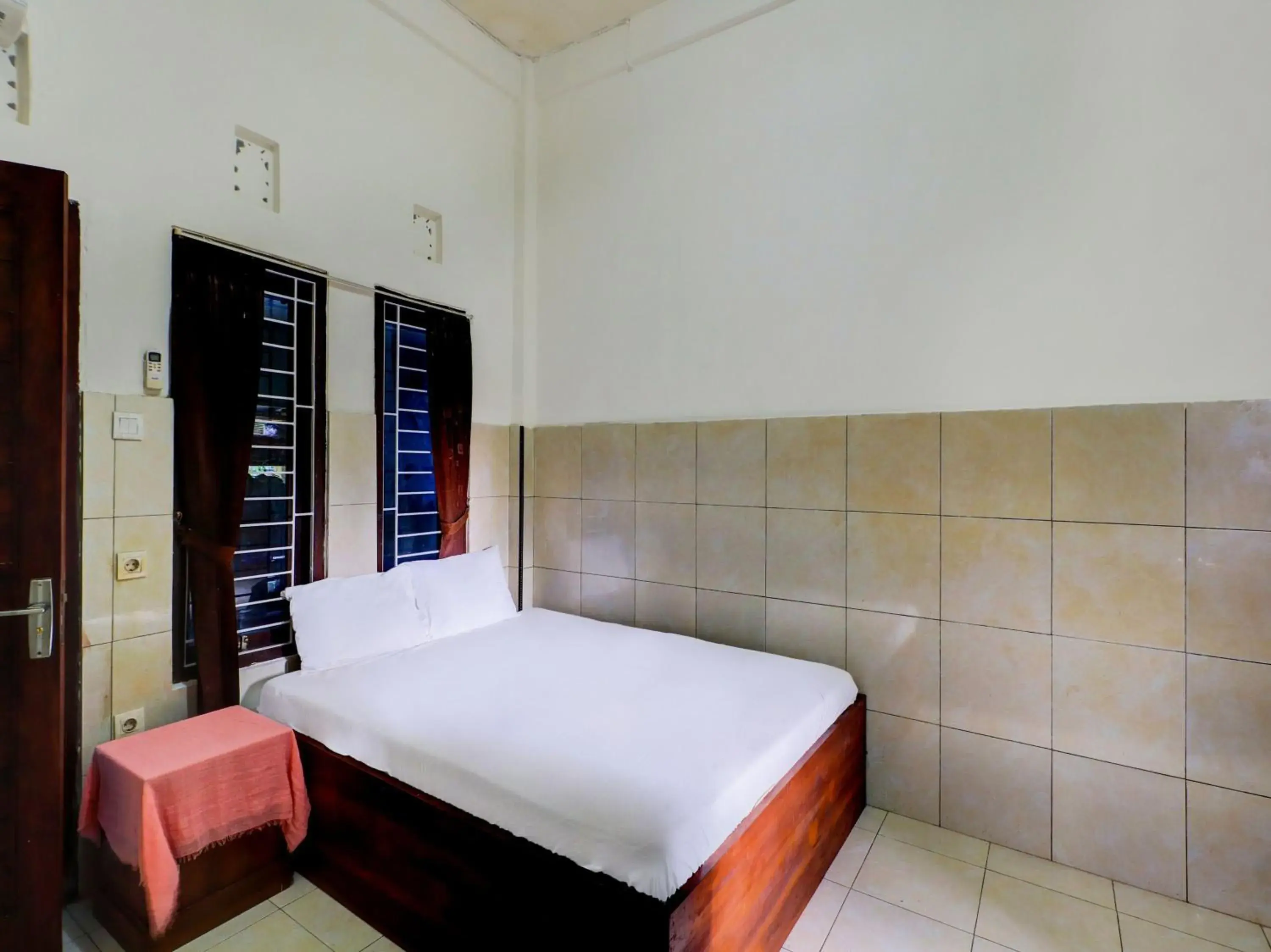 OYO Life 92841 Kos 88 OYO Life 92841 Kos 88