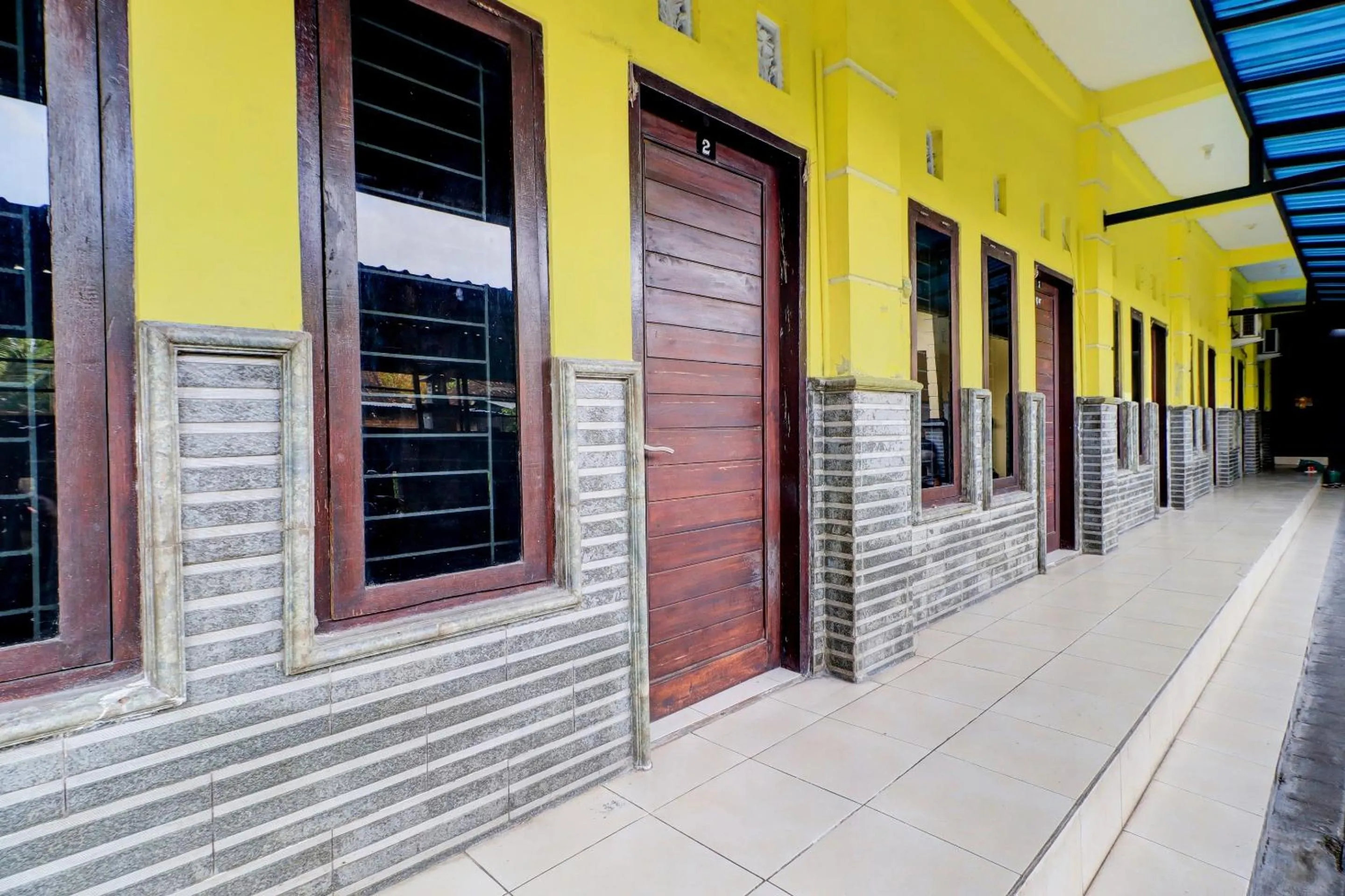 Lobby or reception in OYO Life 92841 Kos 88