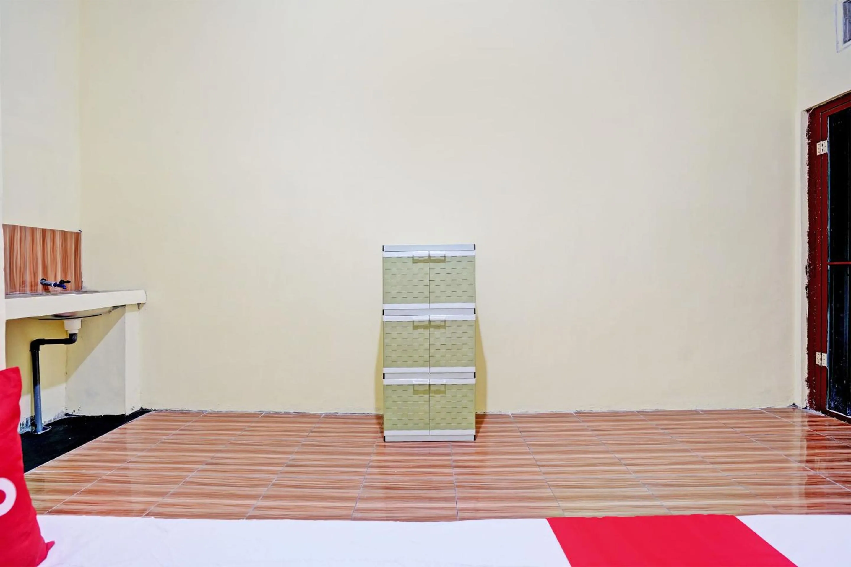 Bedroom, Bed in OYO Life 92920 Rumah Kost Azca