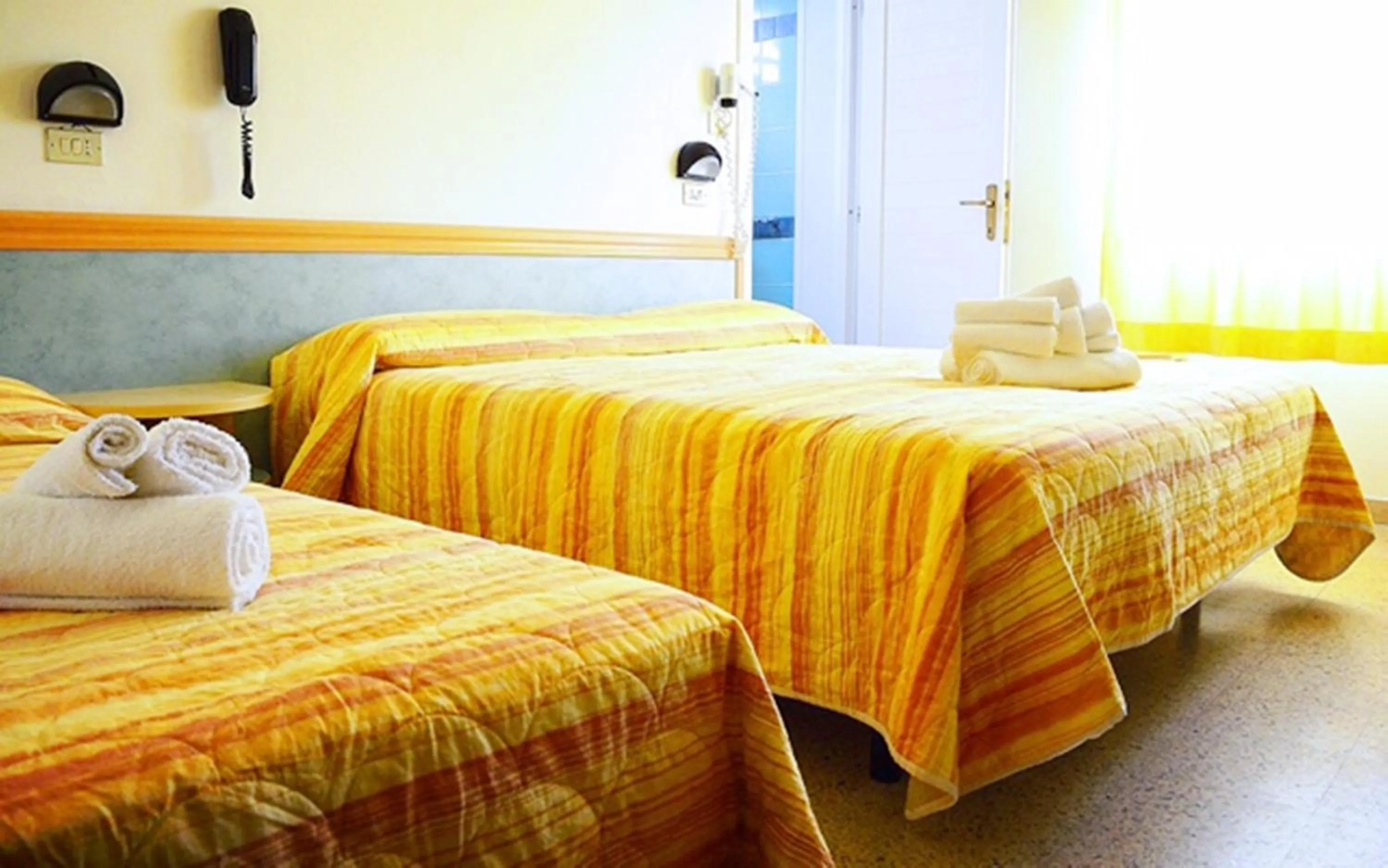 Bedroom, Bed in Hotel Lux