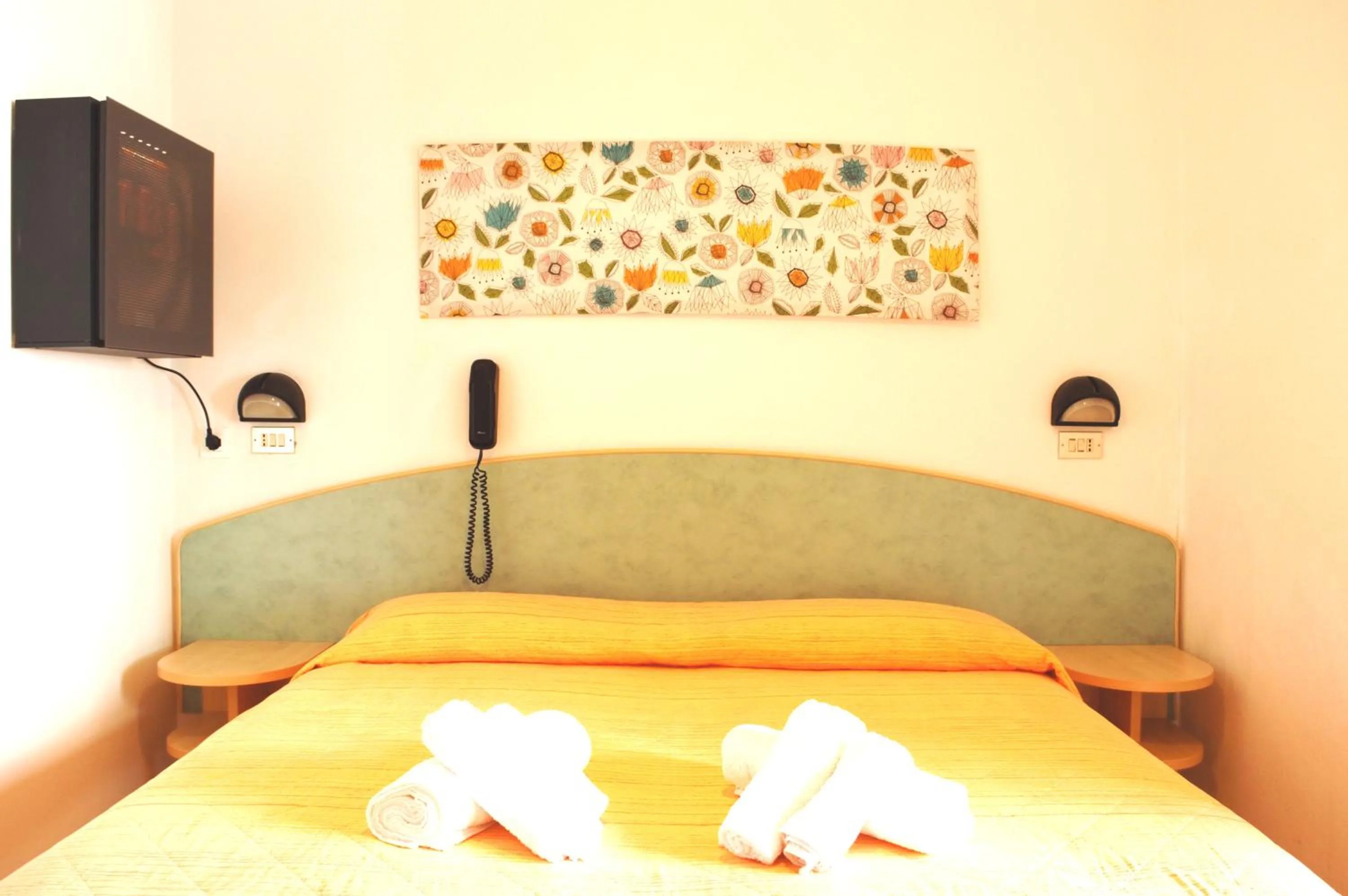 Bedroom, Bed in Hotel Lux