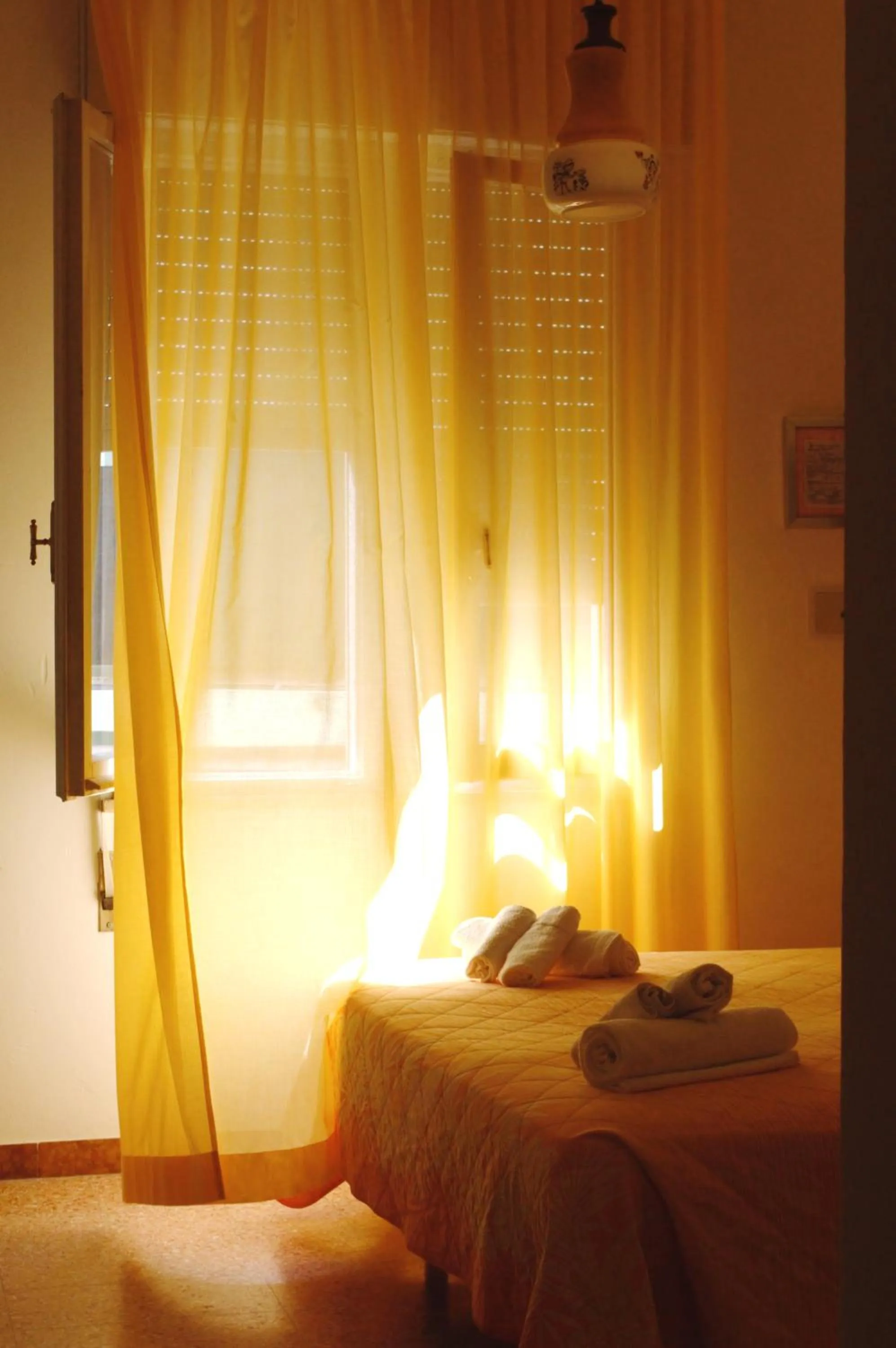 Bedroom, Bed in Hotel Lux