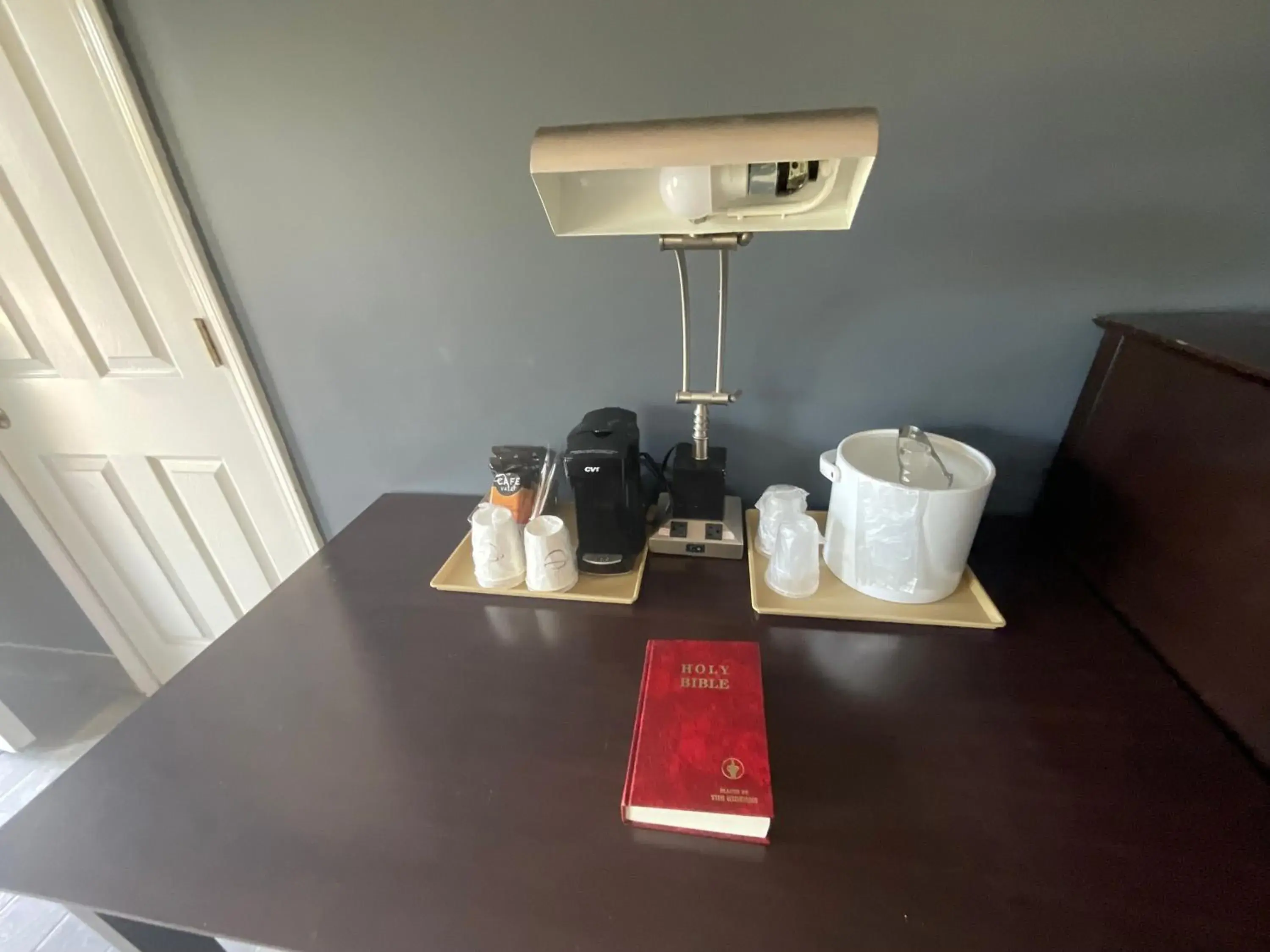 King Room in SUNSET INN King Room in SUNSET INN