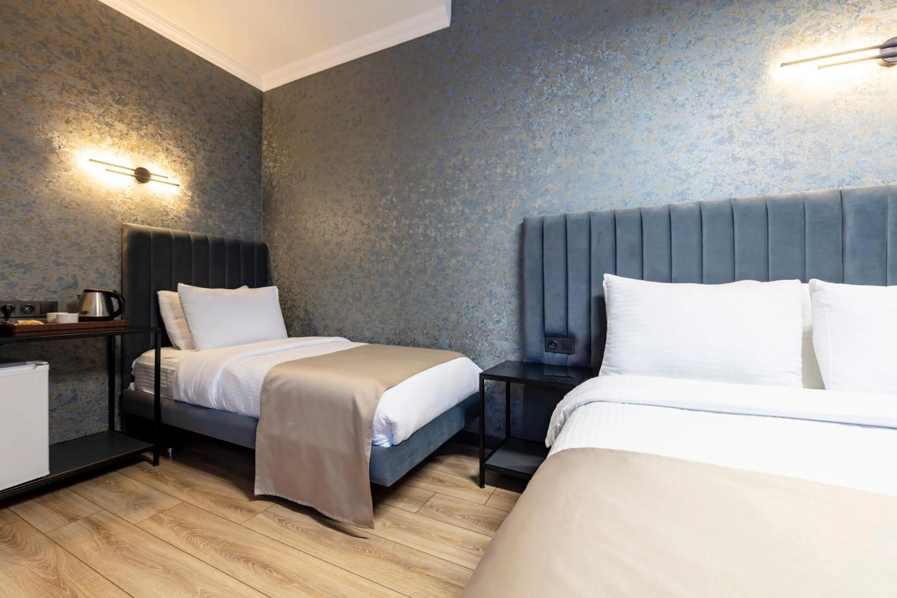 Massage, Bed in Lenora Airport Hotel