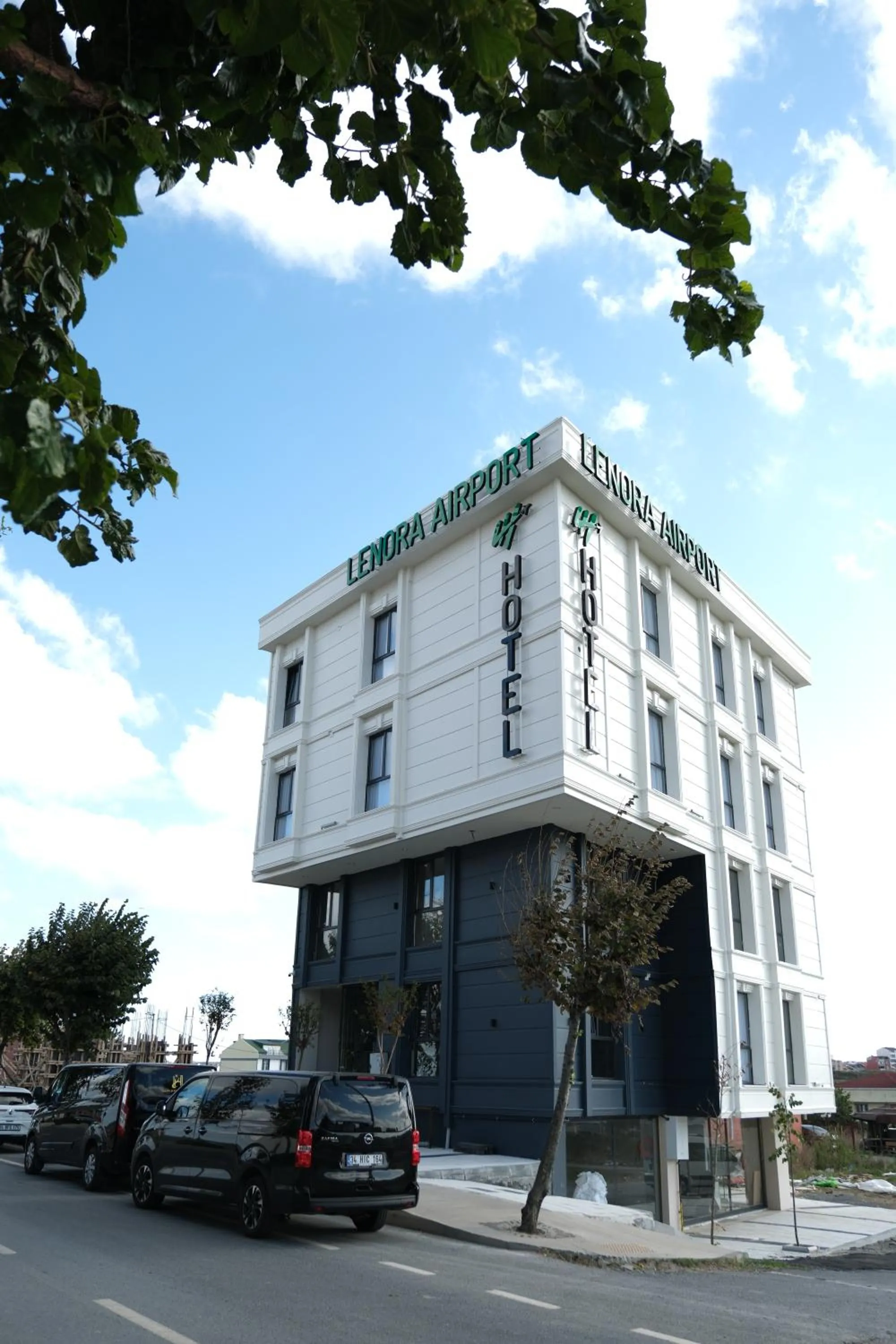 Property building in Lenora Airport Hotel