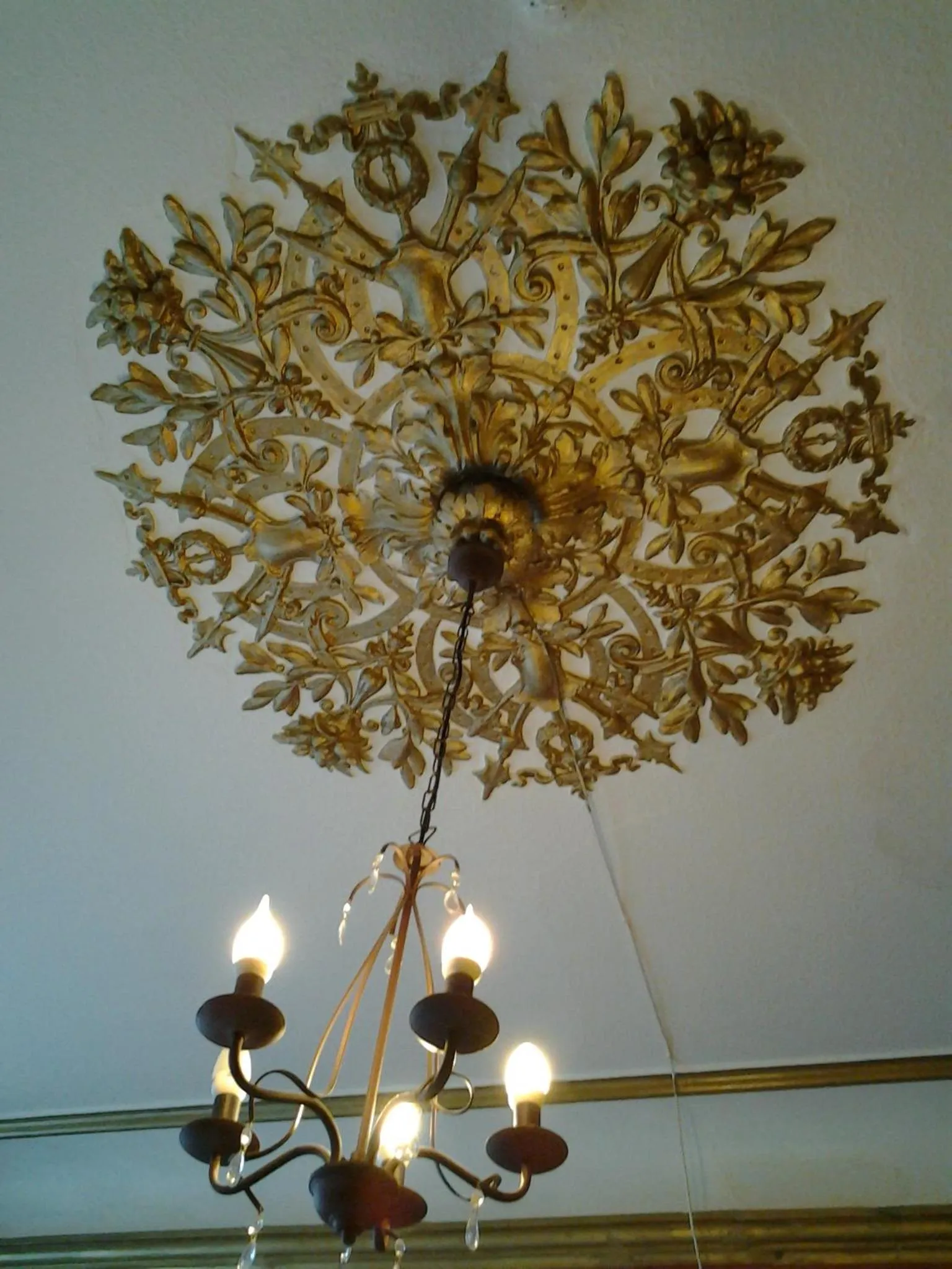 Decorative detail in Hotel Dupuis