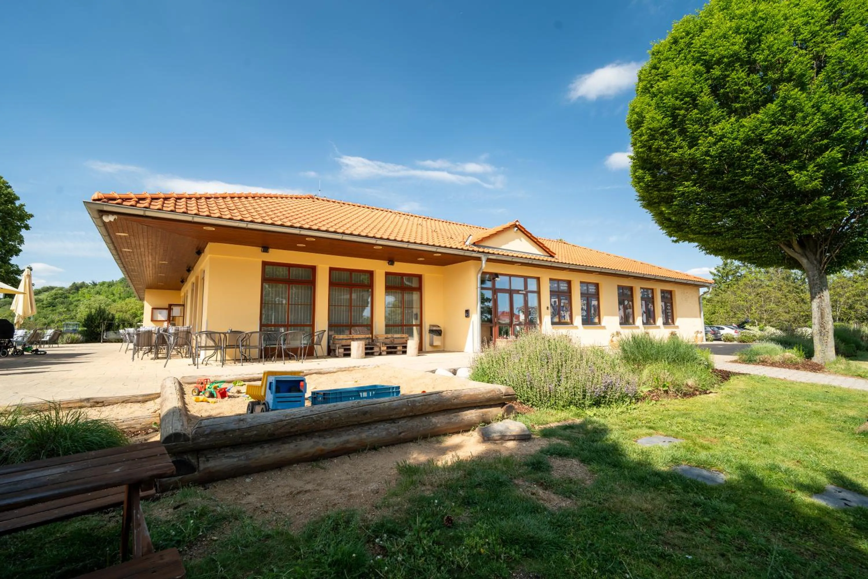 Restaurant/places to eat in Golf Hotel Austerlitz