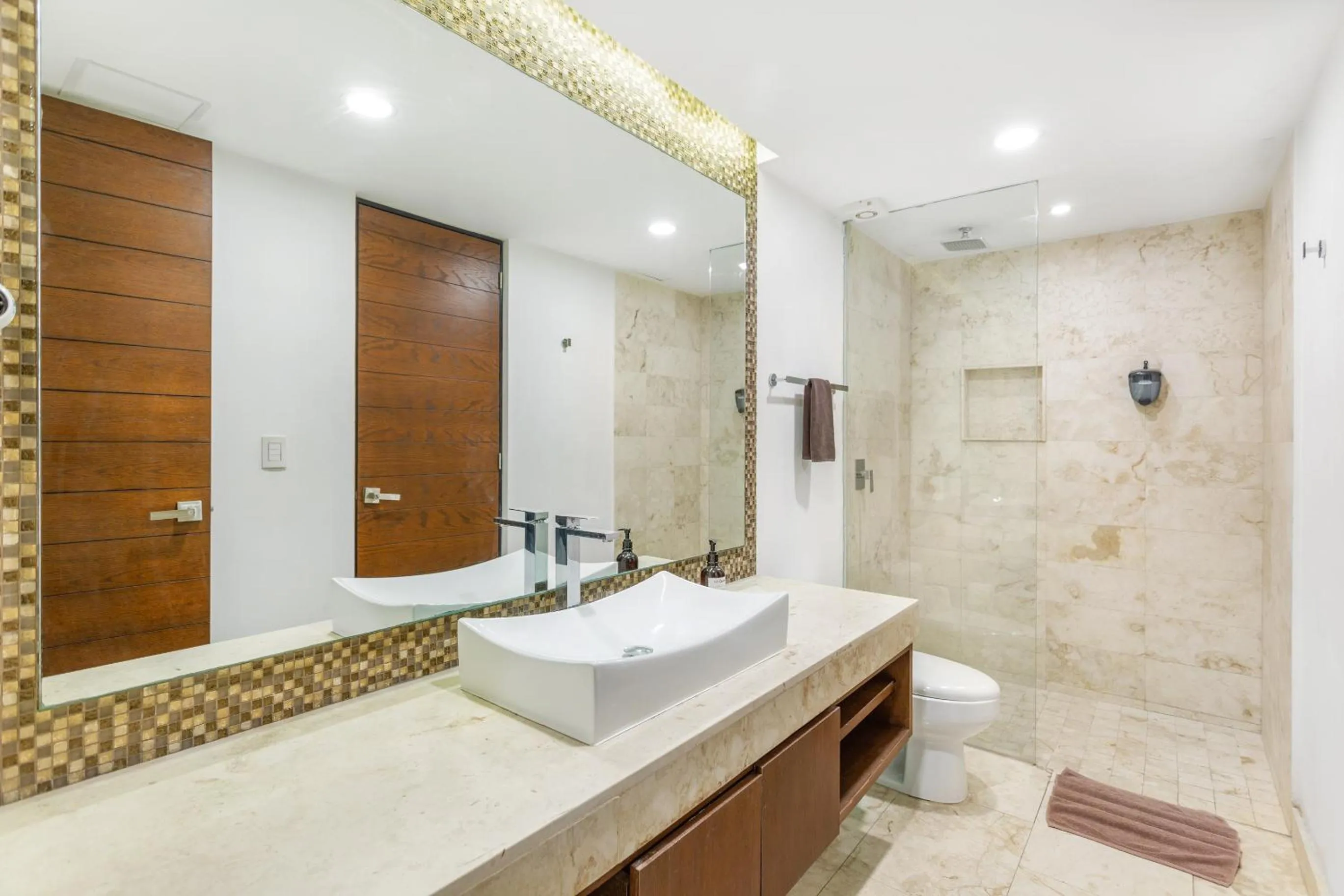 Bathroom in Anah Luxury Condos
