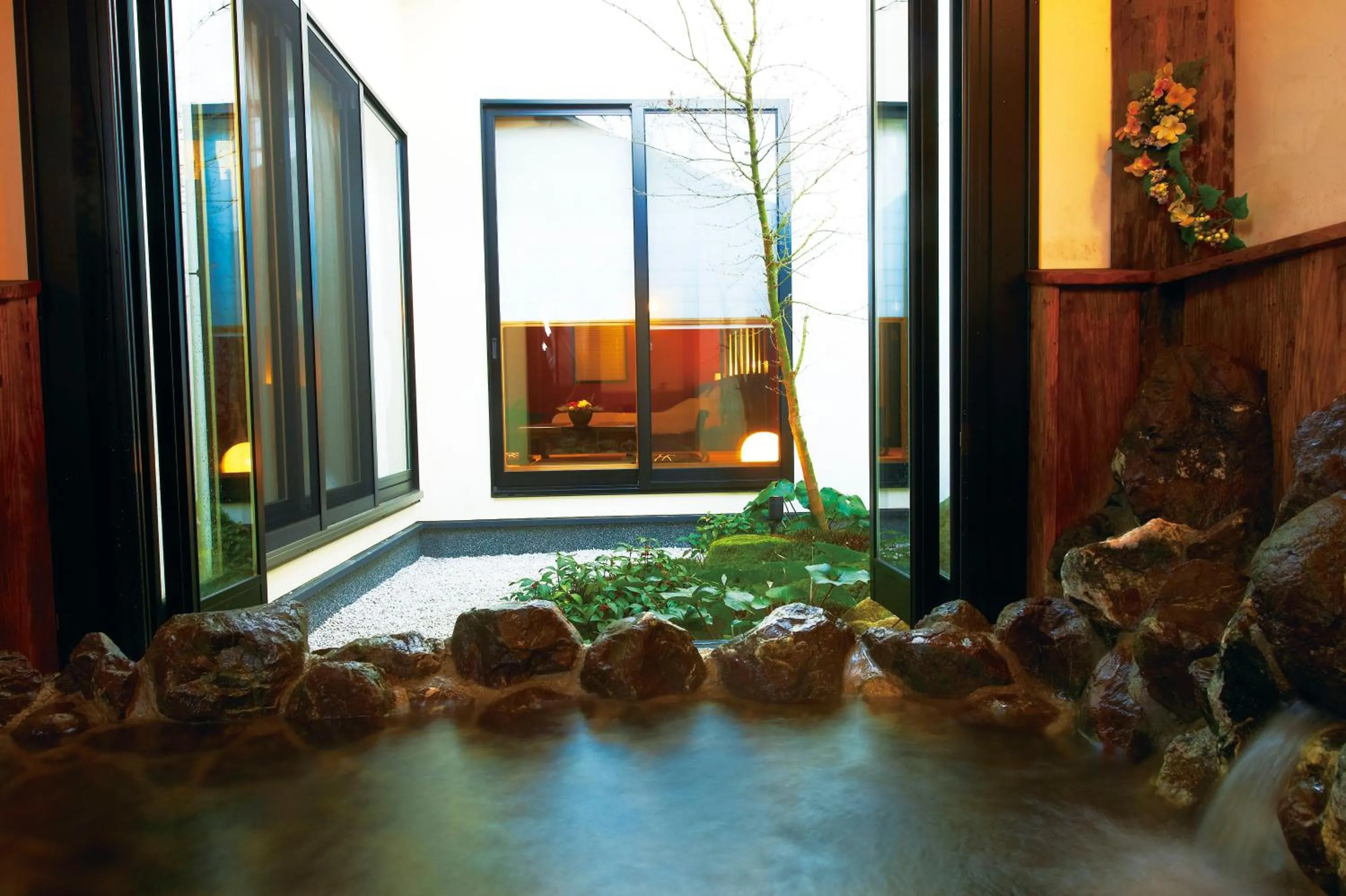 Hot Spring Bath in Bettei Soan