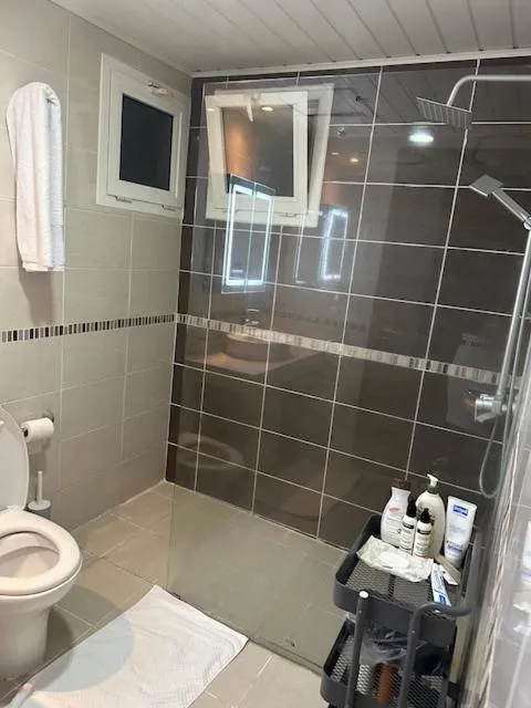 Bathroom in Guided Hospitality - Luxury Accommodations